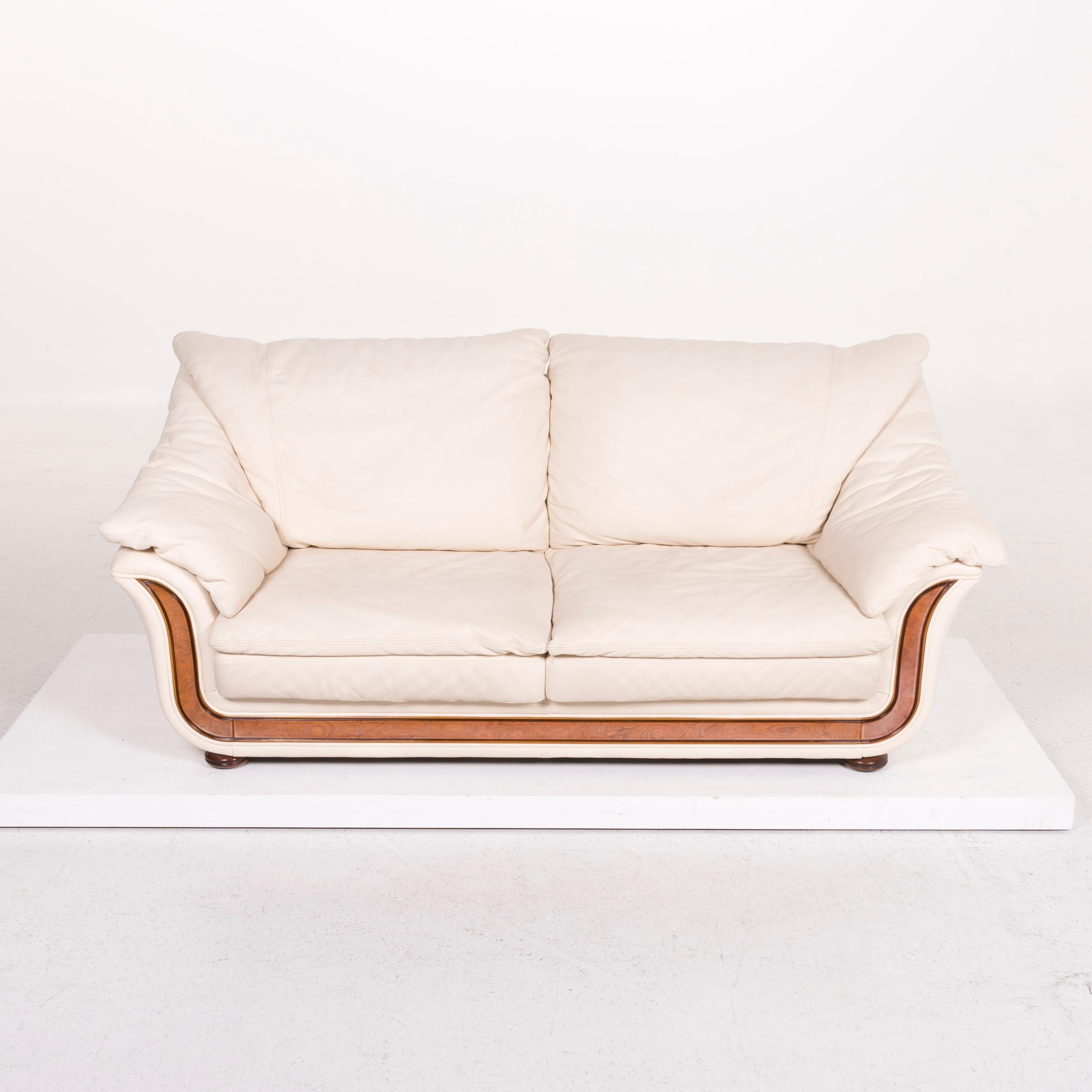 Nieri Leather Sofa Cream Two-Seat In Good Condition For Sale In Cologne, DE