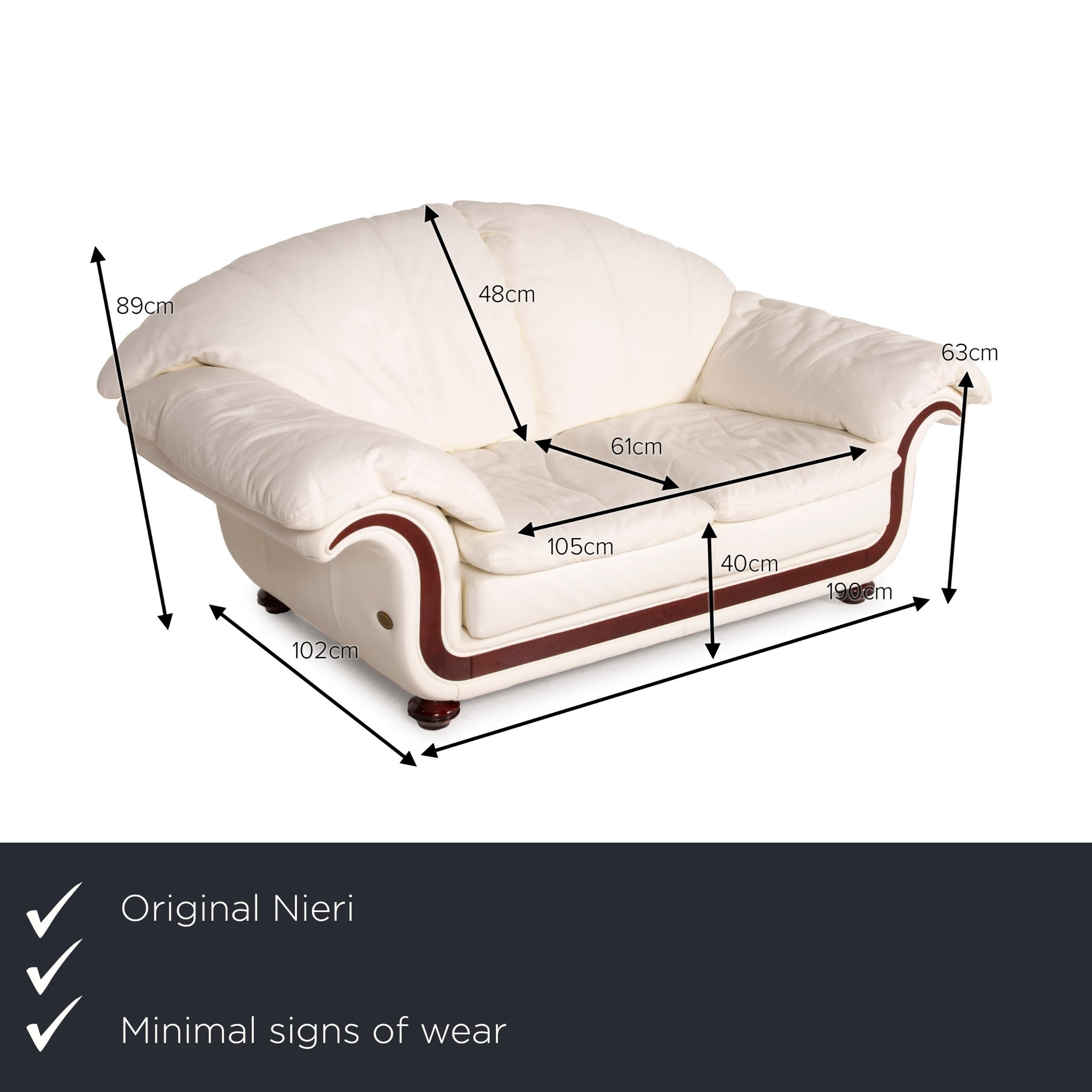 We present to you a Nieri leather sofa cream two-seater wood.


 Product measurements in centimeters:
 

Depth: 102
Width: 190
Height: 89
Seat height: 40
Rest height: 63
Seat depth: 61
Seat width: 105
Back height: 48.

 