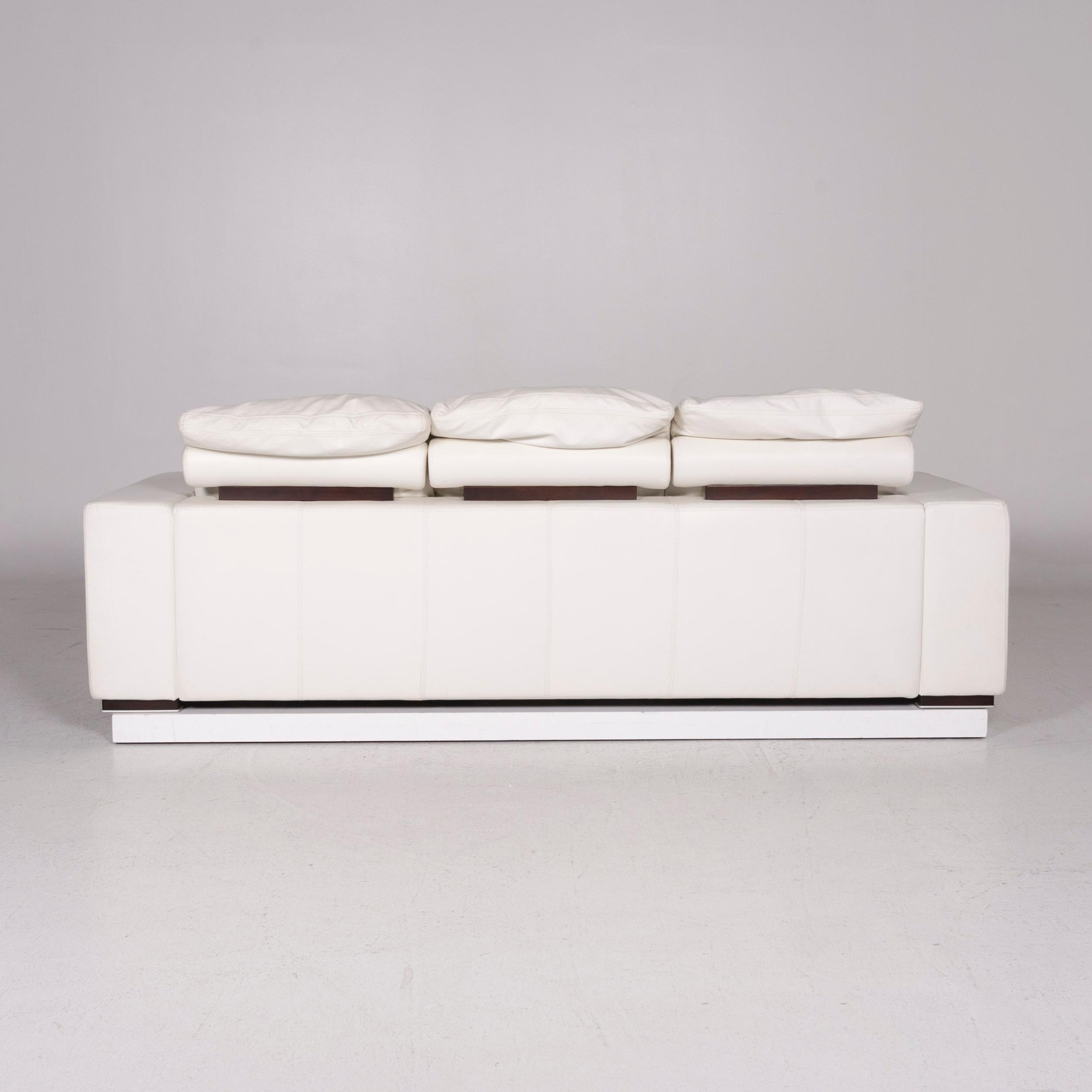 Nieri Leather Sofa White Three-Seat Couch 5