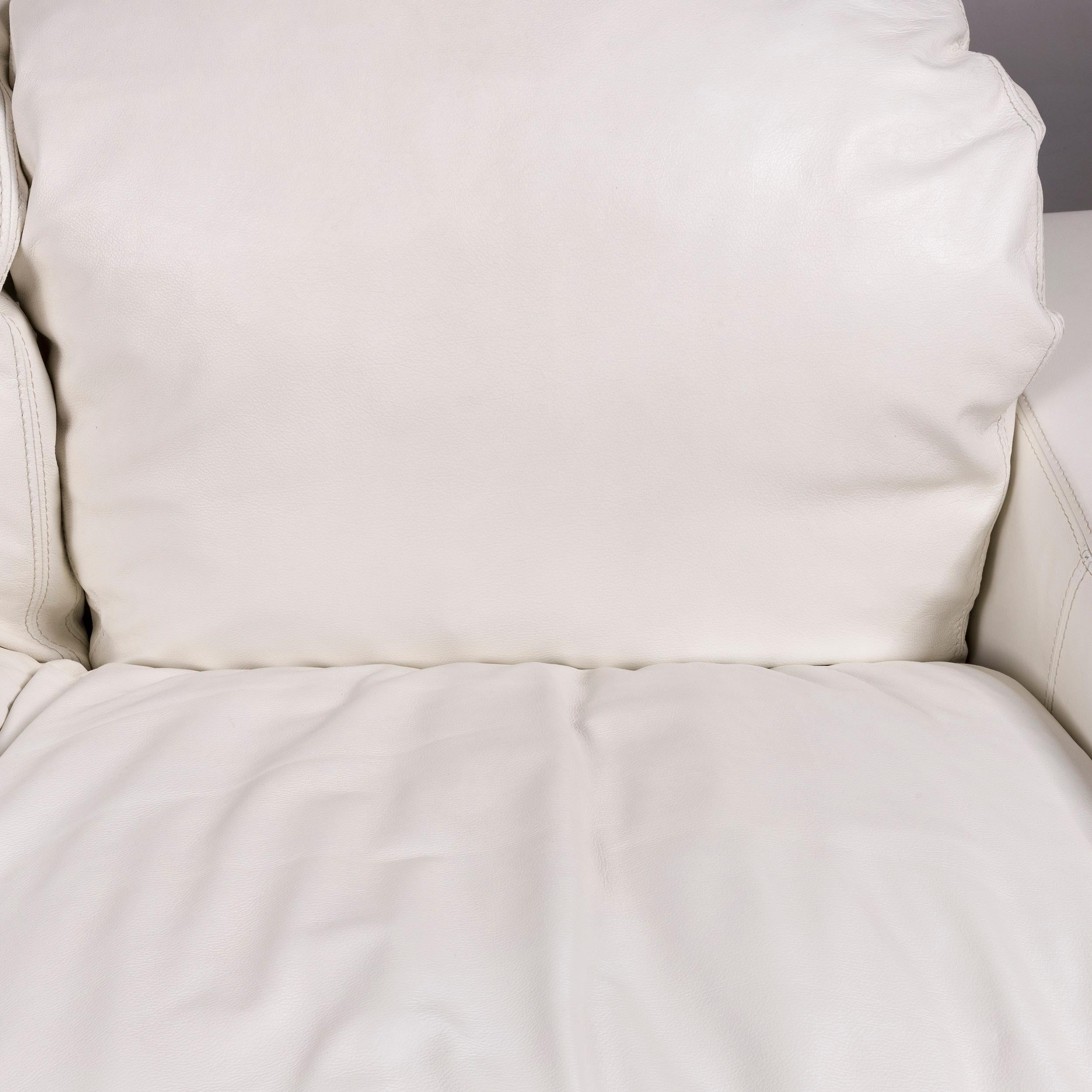 Contemporary Nieri Leather Sofa White Three-Seat Couch