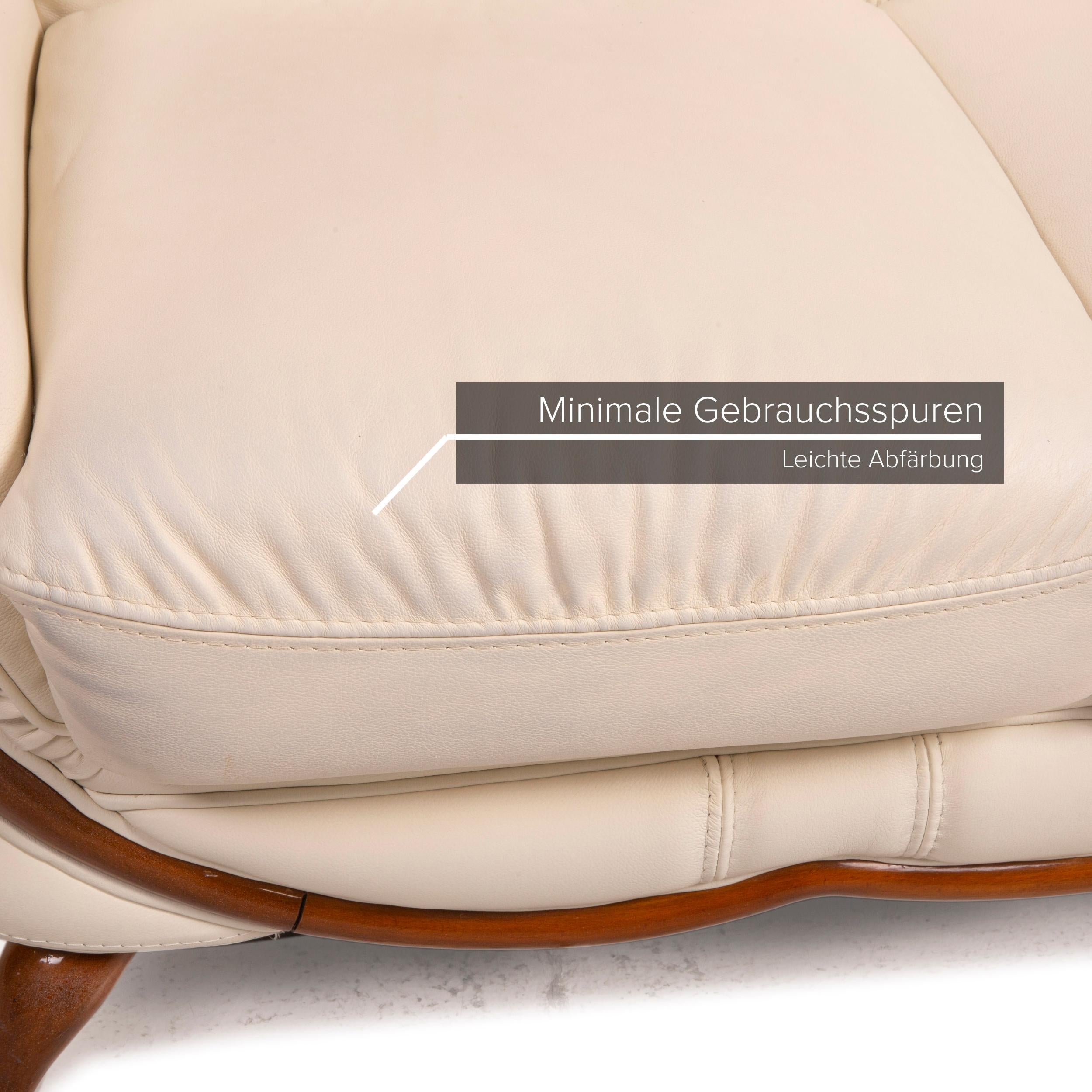 Modern Nieri Three-Seater Leather Sofa For Sale