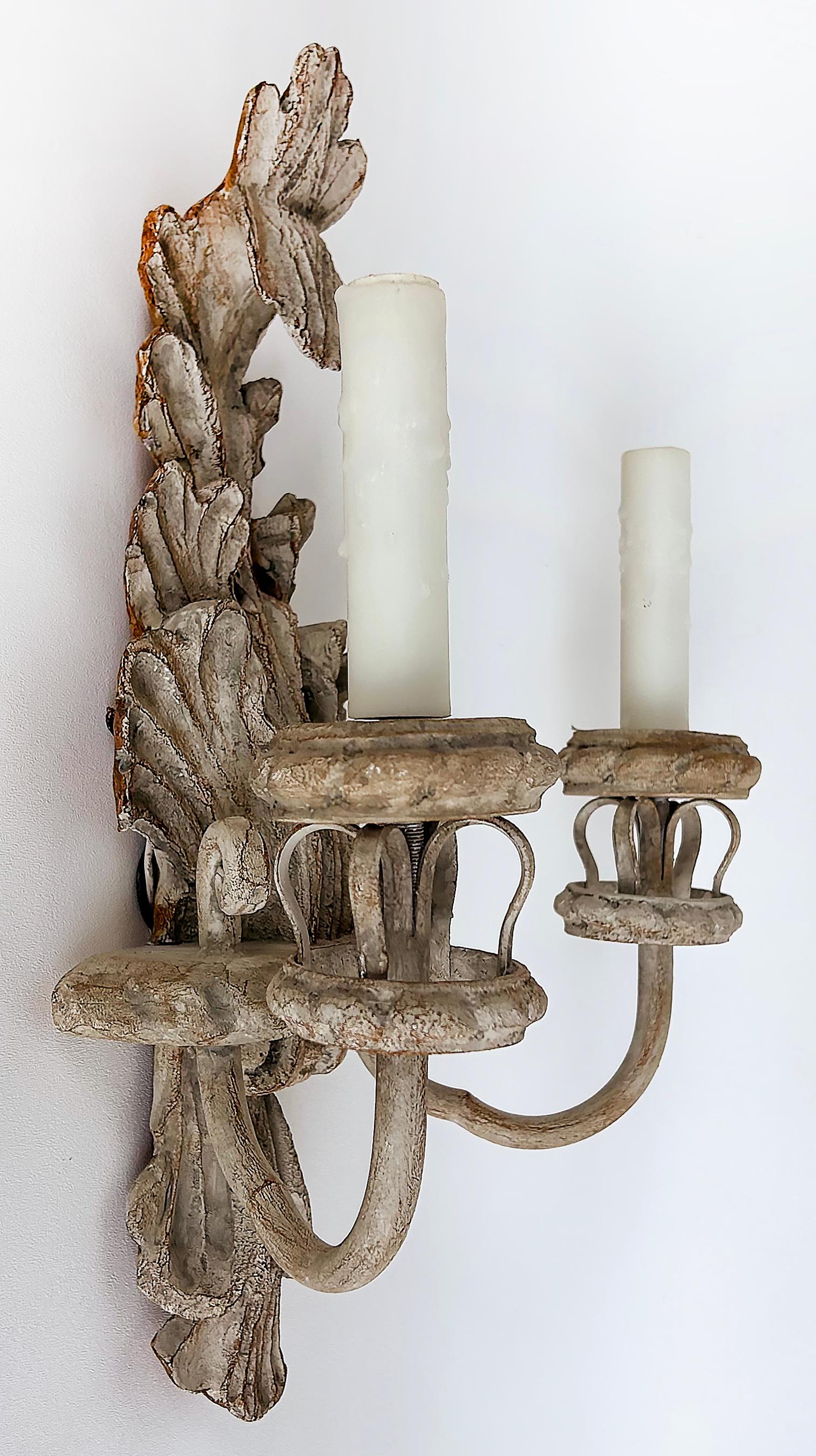 Americano Nierman Weeks Faux Wood Acanthus Leaf Scones for Luminaire. 2 Pairs Available in vendita