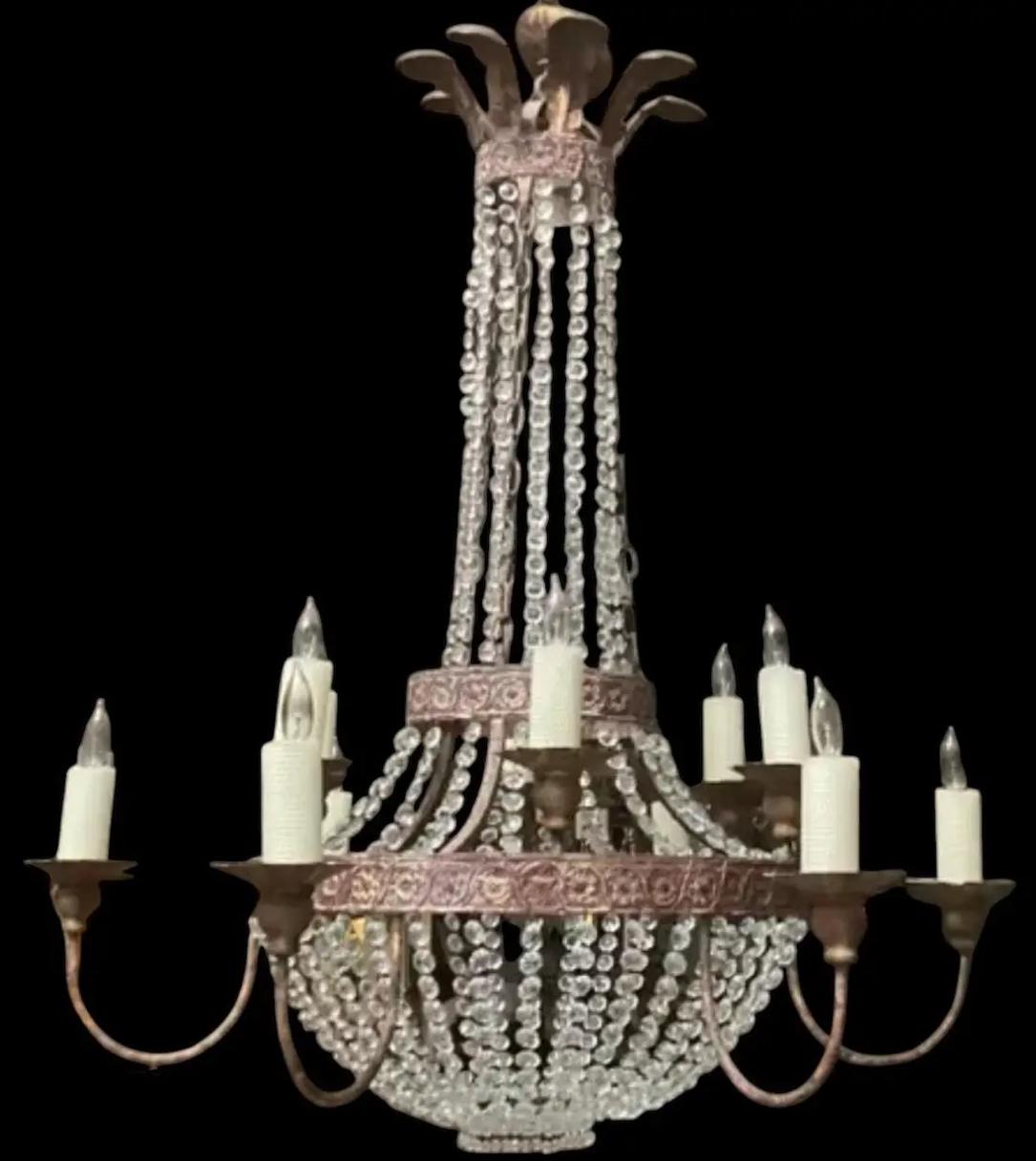 Américain Lustre Niermann Weeks à 12 feux en cristal et fer forgé en vente