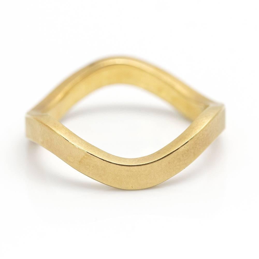 NIESSING Design Ring in Yellow Gold  Size 13, can not be adapted to other sizes  Measures: Width 3mm  18kt Yellow Gold (750/-)  4,86 grams.  Second hand product in perfect condition  Ref.:D359982JC