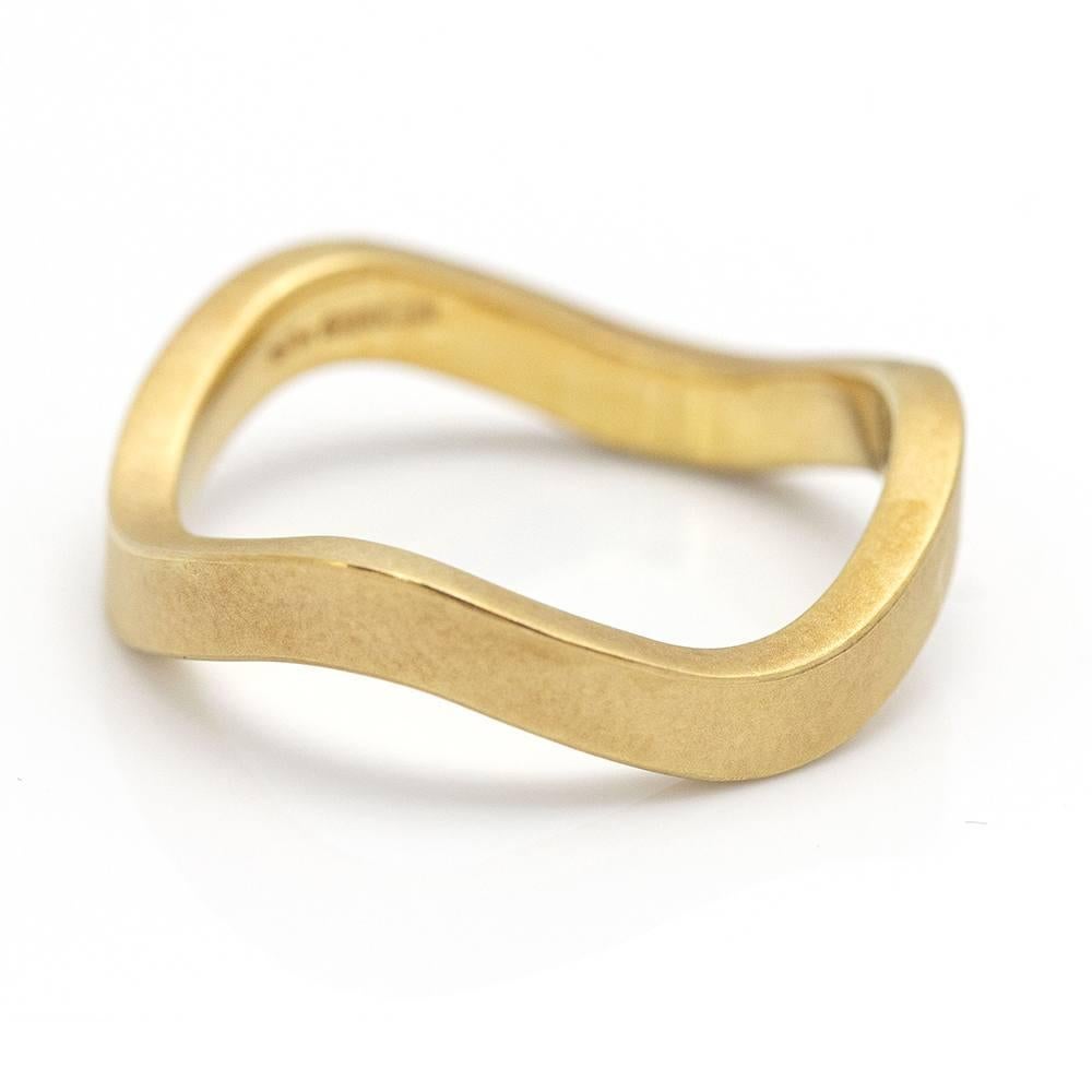 Women's NIESSING WAVES Ring in Yellow Gold For Sale