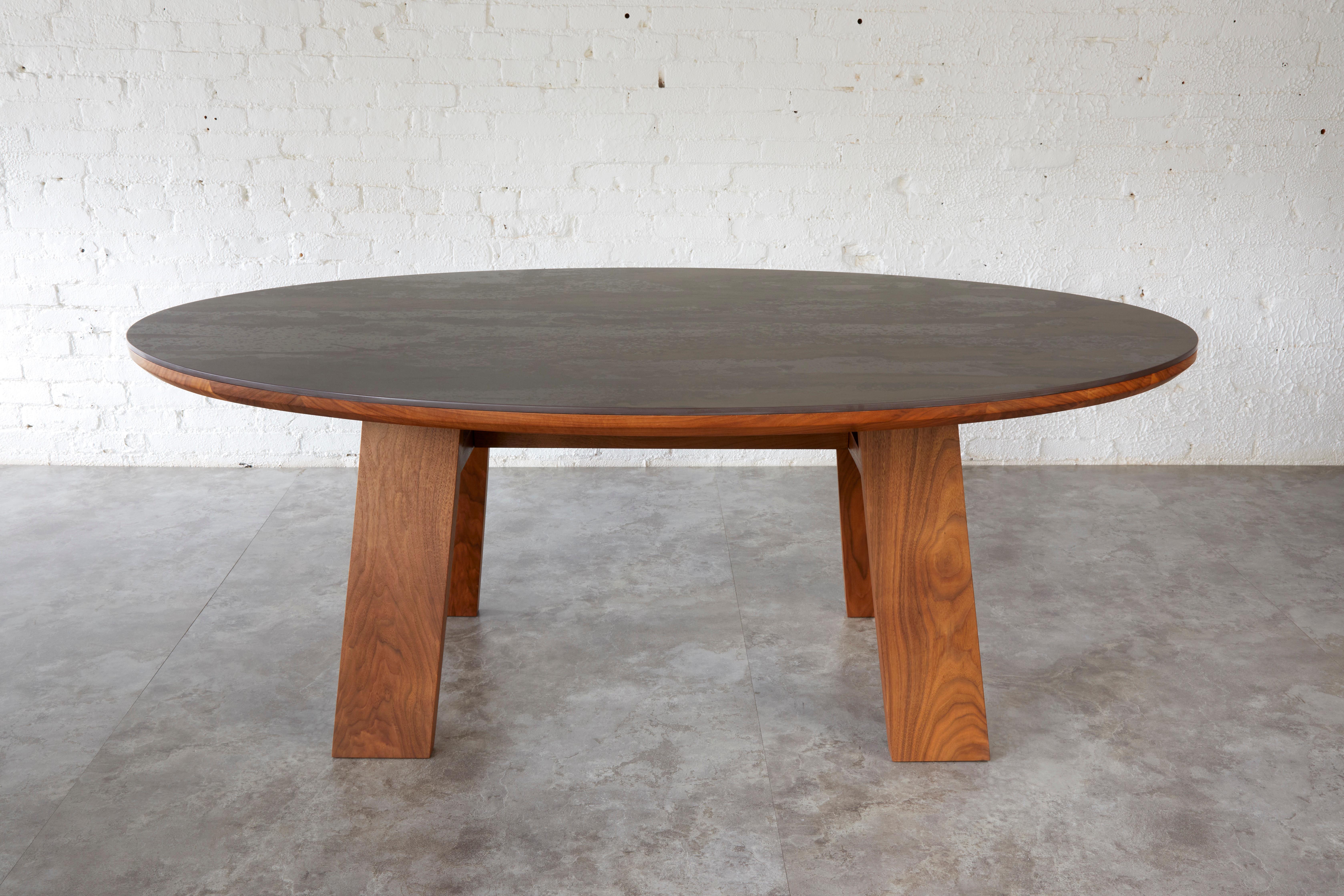 Table de salle à manger ovale Nieves par Autonomous Furniture en vente 4