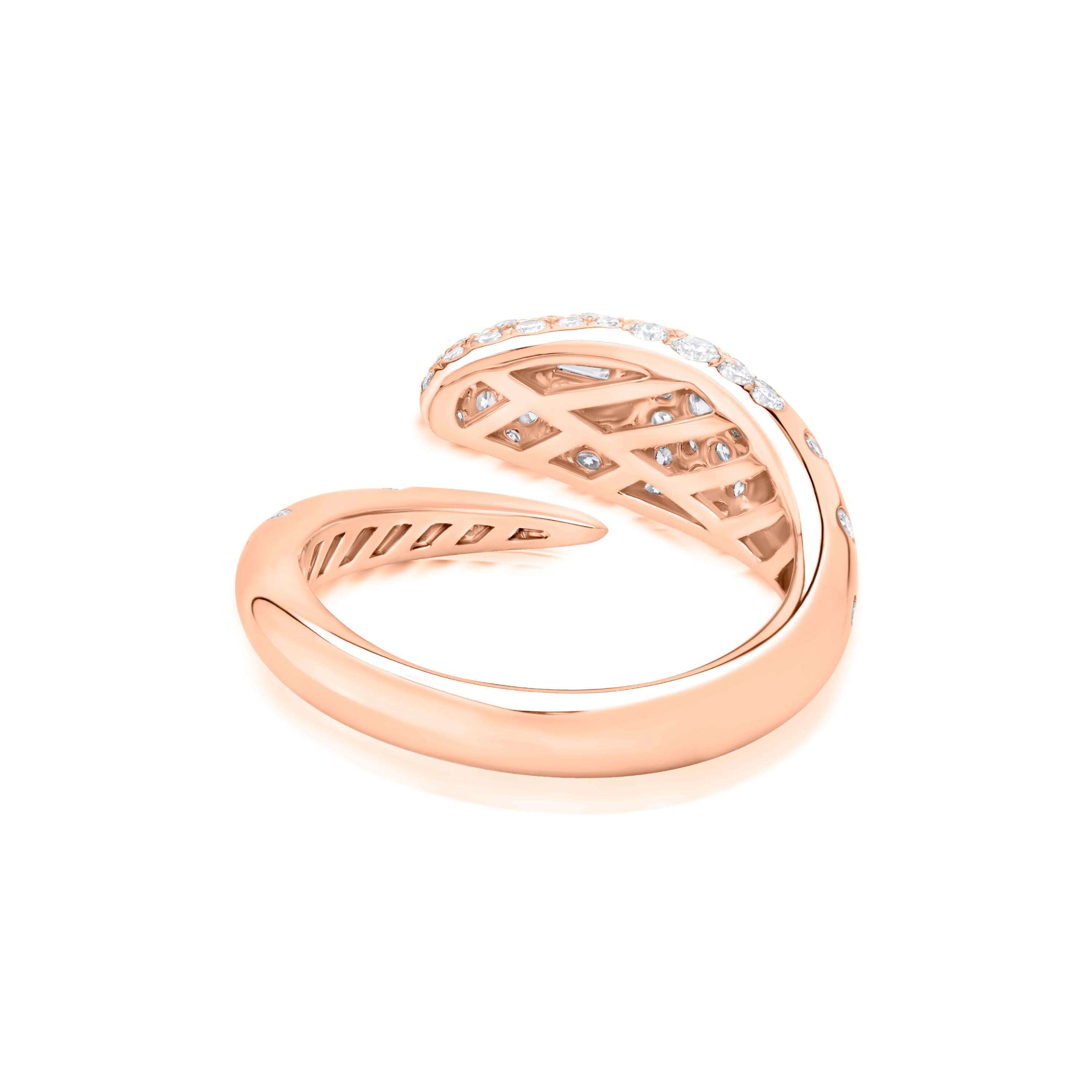 Taille ronde Nigaam, bague serpentine en or rose 18 carats taille 7 (0,82 carat, G/VS1) en vente