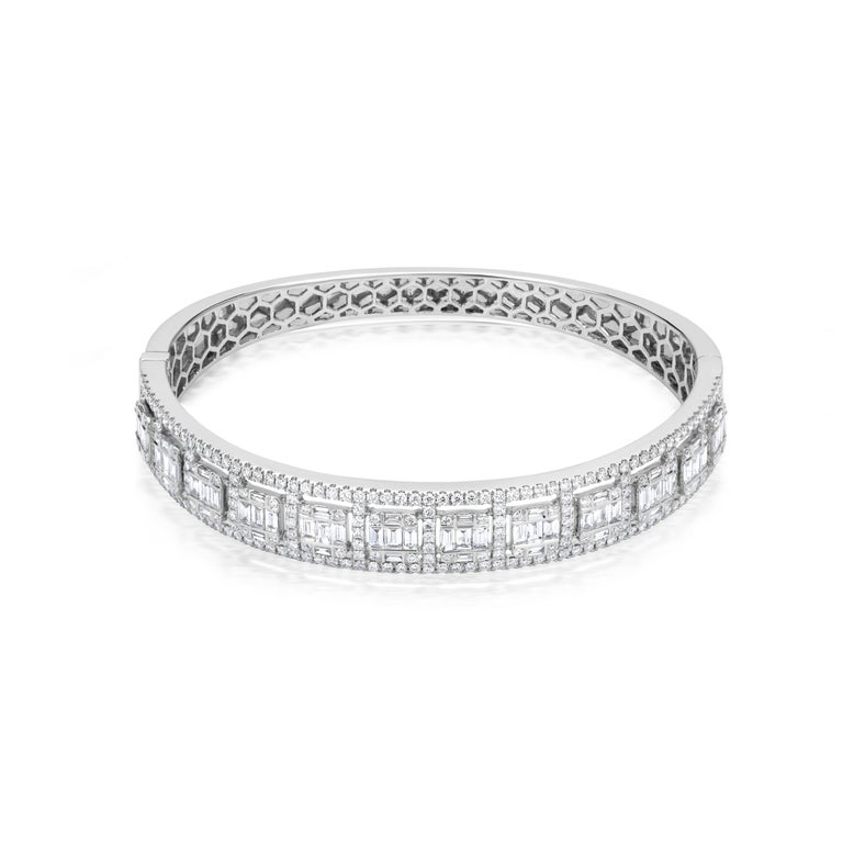 Nigaam 2.15 Ct. T.W. Diamond Bangle Bracelet in 18K White Gold For Sale ...