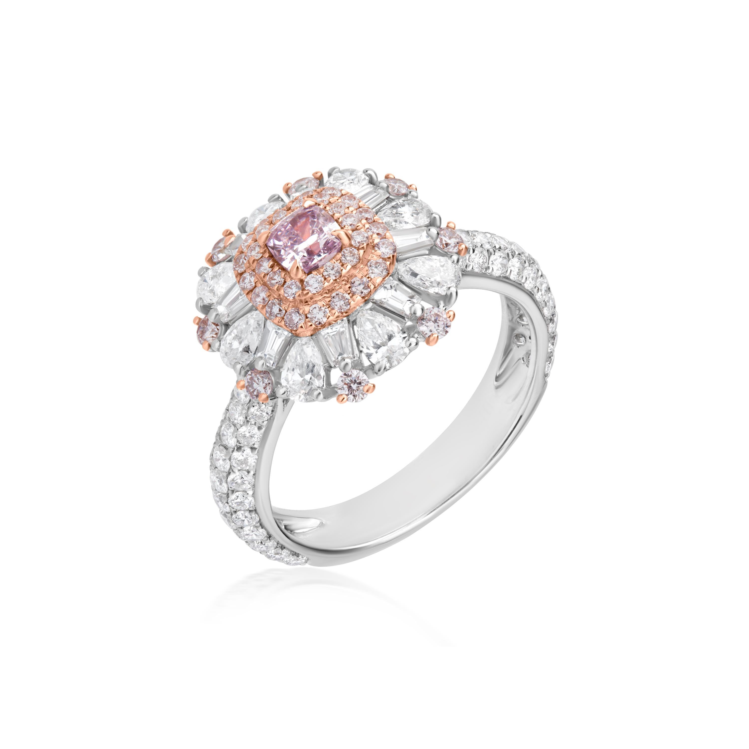Diese Nigaam 18K Weißgold mit Rose Gold Prongs atemberaubende Cocktail-Diamant Ehering verfügt über runde Brillantschliff Rosa Diamanten in einem Mikro-Pflaster-Fassung, ein Kissen Brillantschliff Hellbraun Rosa Diamant in der Mitte in