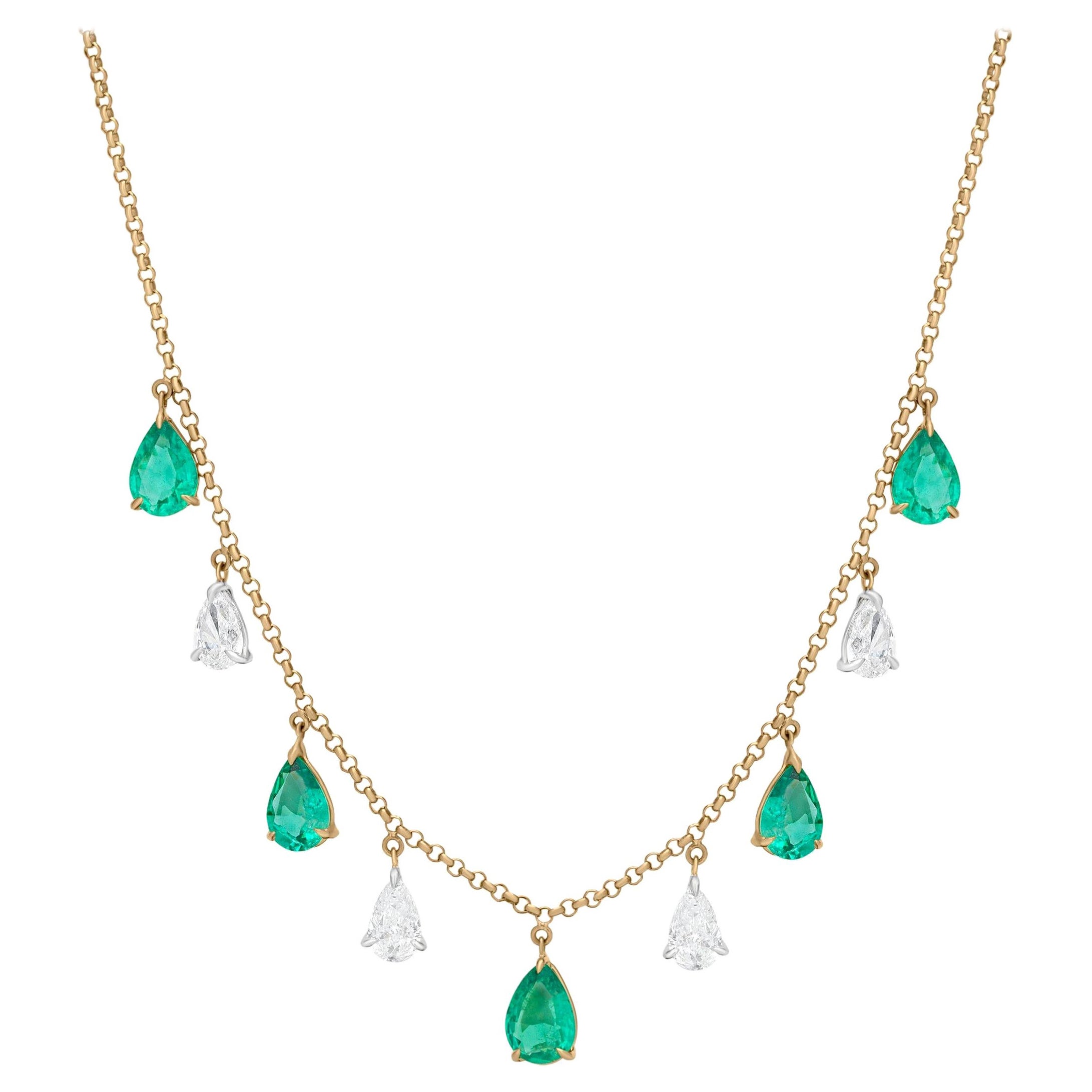 Nigaam 3.51cttw Pear-Shaped Emerald 
Diamond Drop Necklace in 18k Yellow Gold