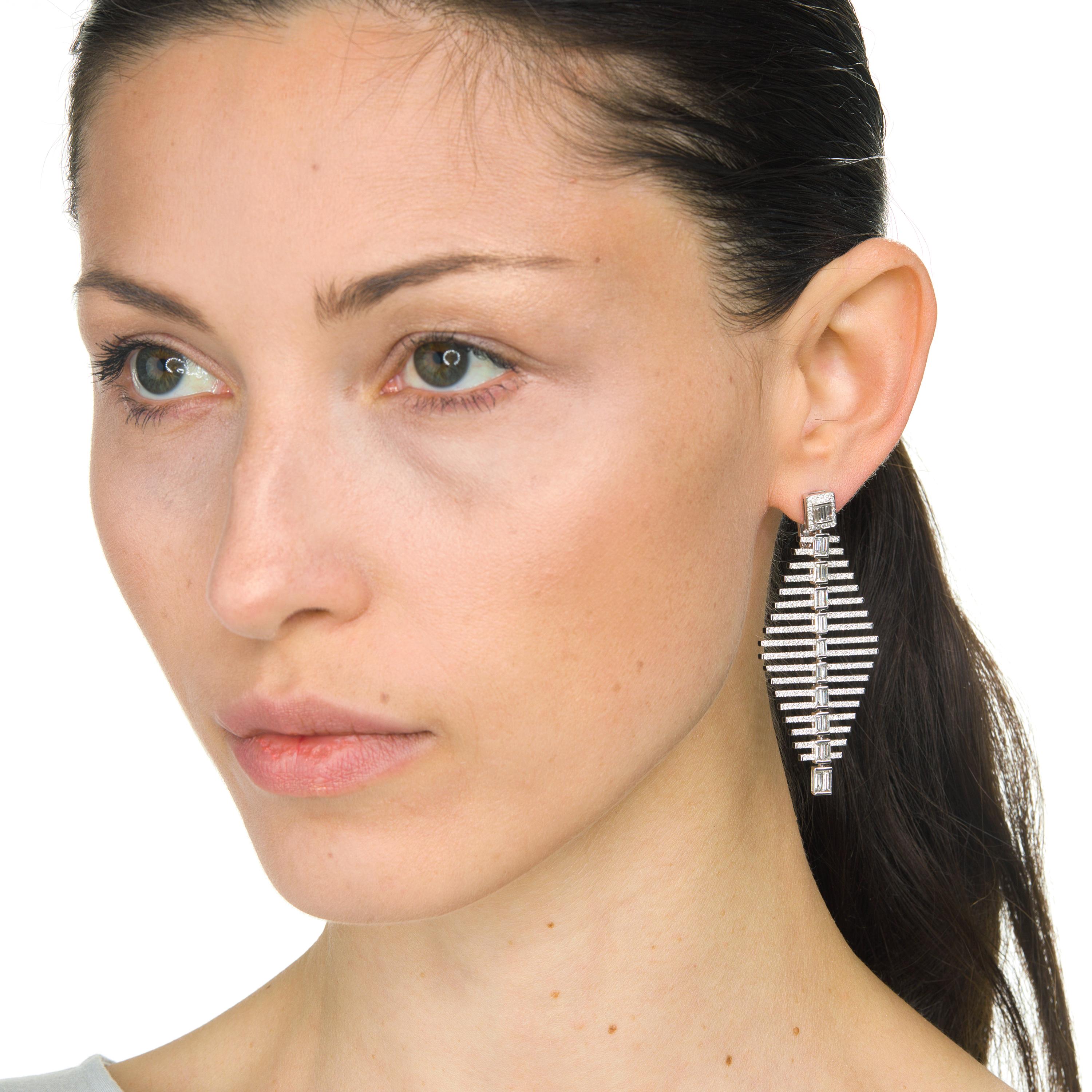 Modern Nigaam 4.32cttw Fern Diamond Drop Earrings in 18k White Gold For Sale