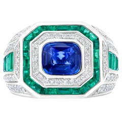 Nigaam 6,59 ct. pt. Bague cocktail en or 18 carats avec saphir bleu, émeraude et diamants
