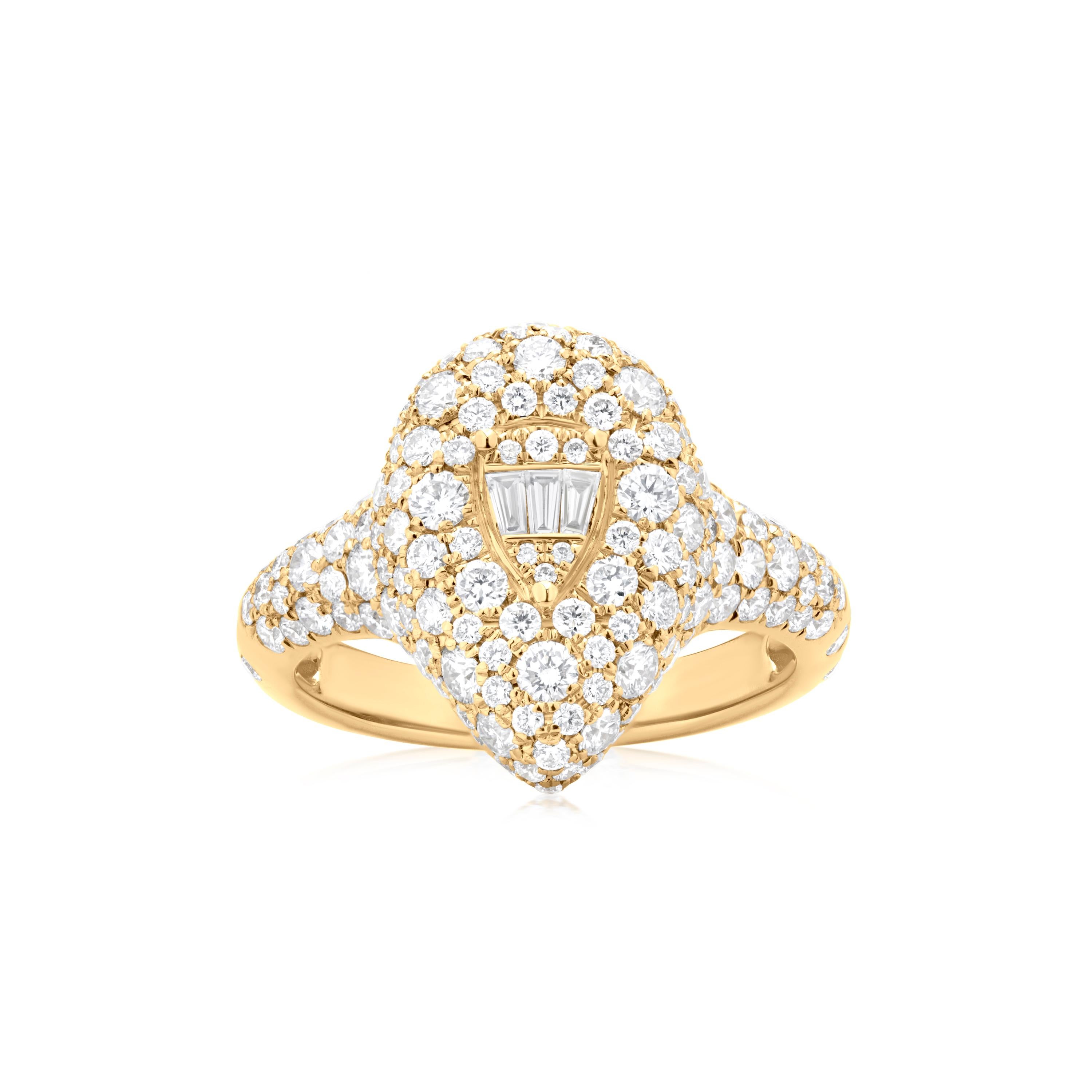 Nigaam Apex Radiance 1.85 Cts. Bague à dôme pavé de diamants en or jaune 18 carats, taille 7 Neuf - En vente à New York, NY