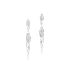 Pendientes colgantes de diamantes Nigaam Serpens de oro blanco de 18 quilates (1,42 quilates, GH/VS)