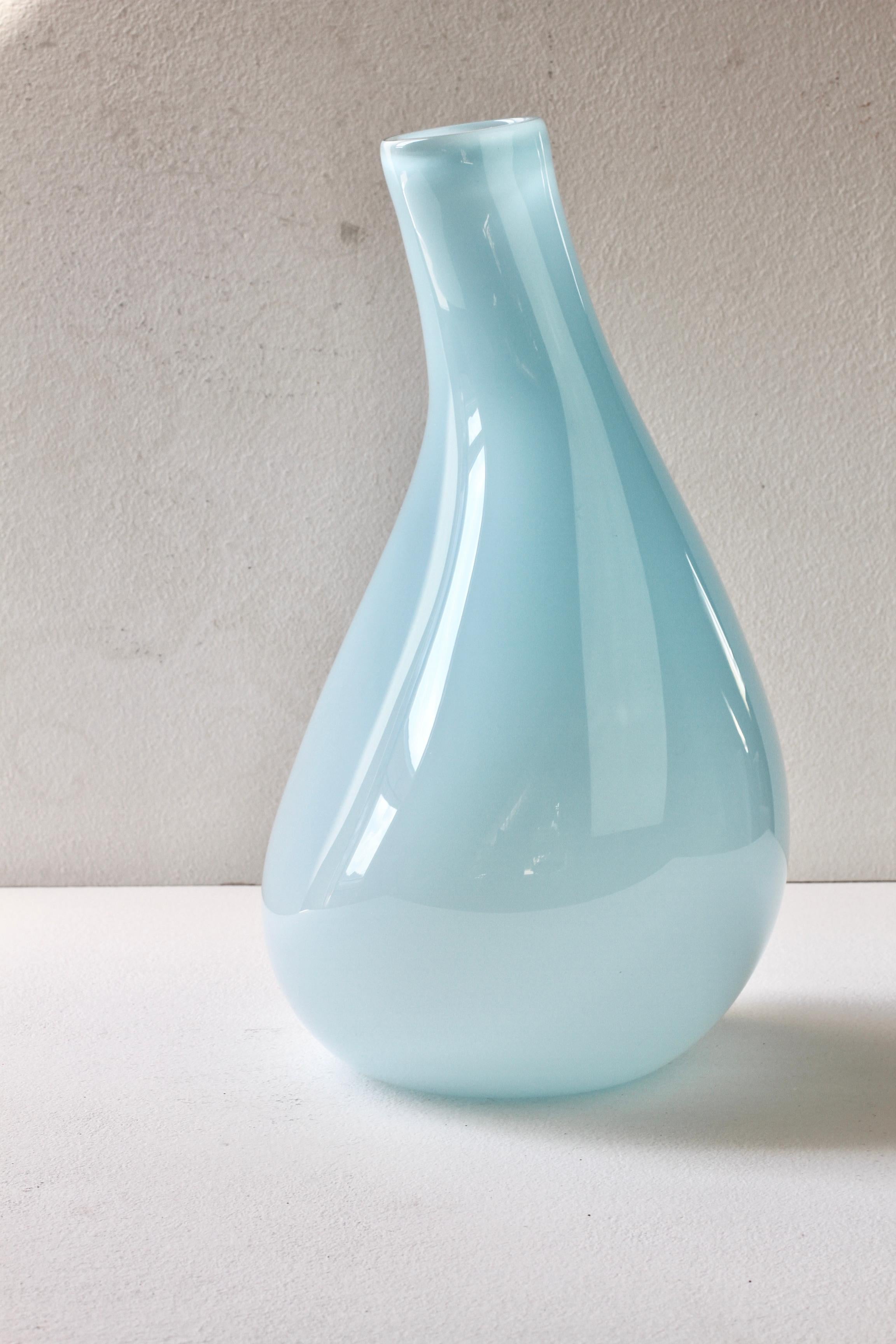Nigel Coates pour Salviati - Grand vase surdimensionné en verre de Murano bleu italien en vente 8