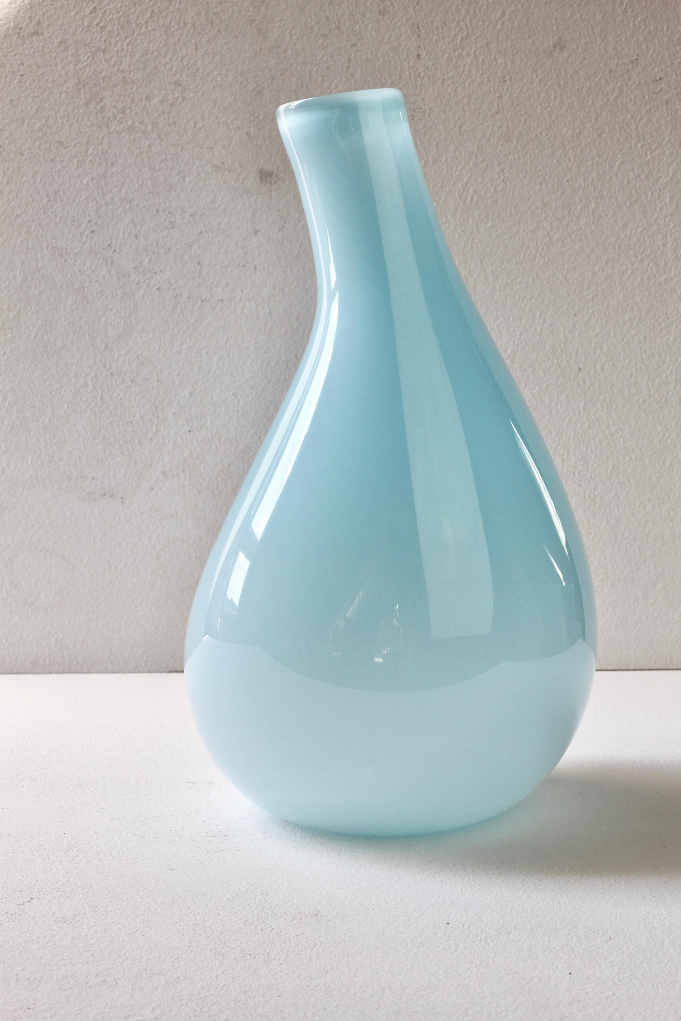 Nigel Coates pour Salviati - Grand vase surdimensionné en verre de Murano bleu italien en vente 9