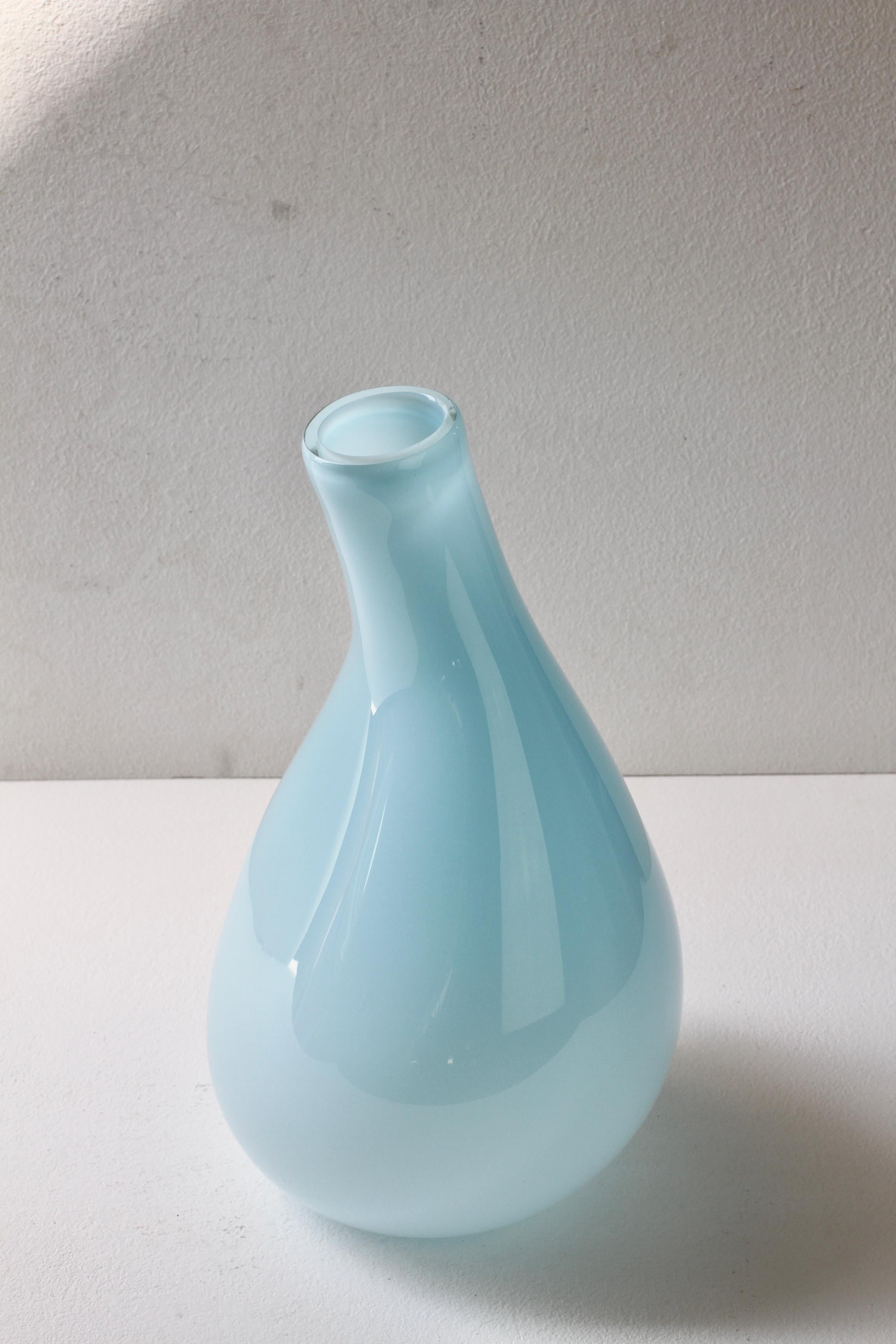 Nigel Coates pour Salviati - Grand vase surdimensionné en verre de Murano bleu italien en vente 11