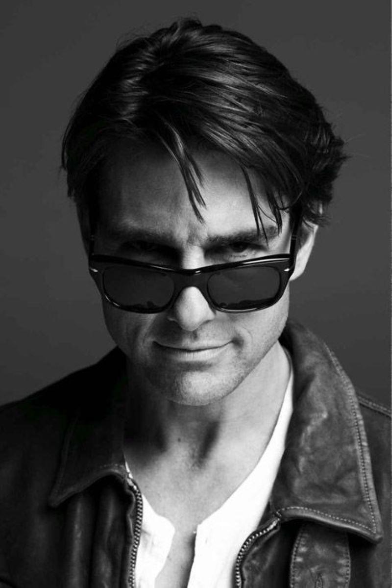 Nigel Parry Black and White Photograph - Tom Cruise with sunglasses in black and white - portait of the superstar