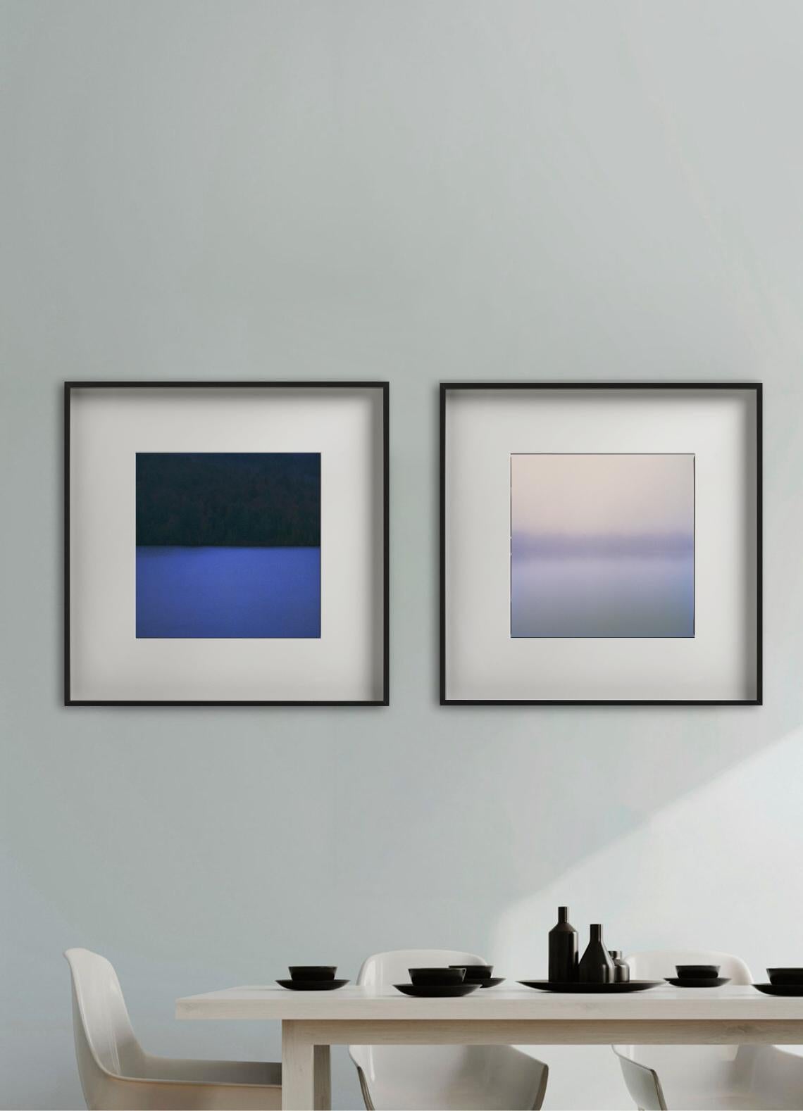 Un bellissimo pezzo blu con un lago e alberi al tramonto - Fa parte della nuova serie di paesaggi di Nigel Parry. 


Tutte le stampe sono in edizione limitata. Disponibile in più misure. Cornici di alto livello su richiesta.

Tutte le stampe sono