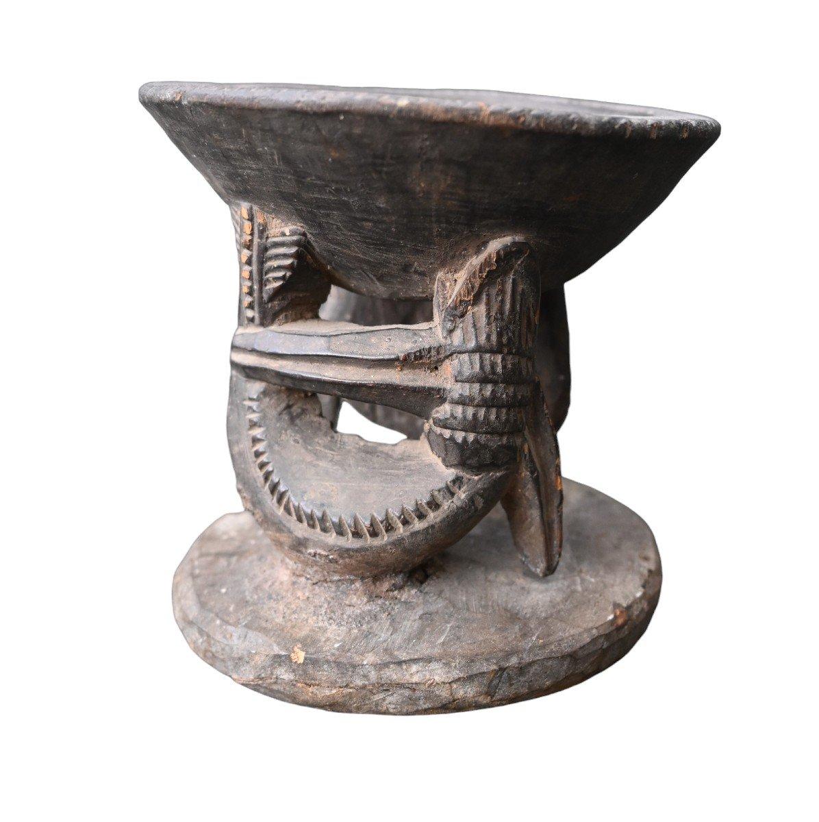 Nigeria Yoruba Agere Ifa Divination Cup, Nigeria, erste Hälfte des 20. Jahrhunderts (Holz) im Angebot
