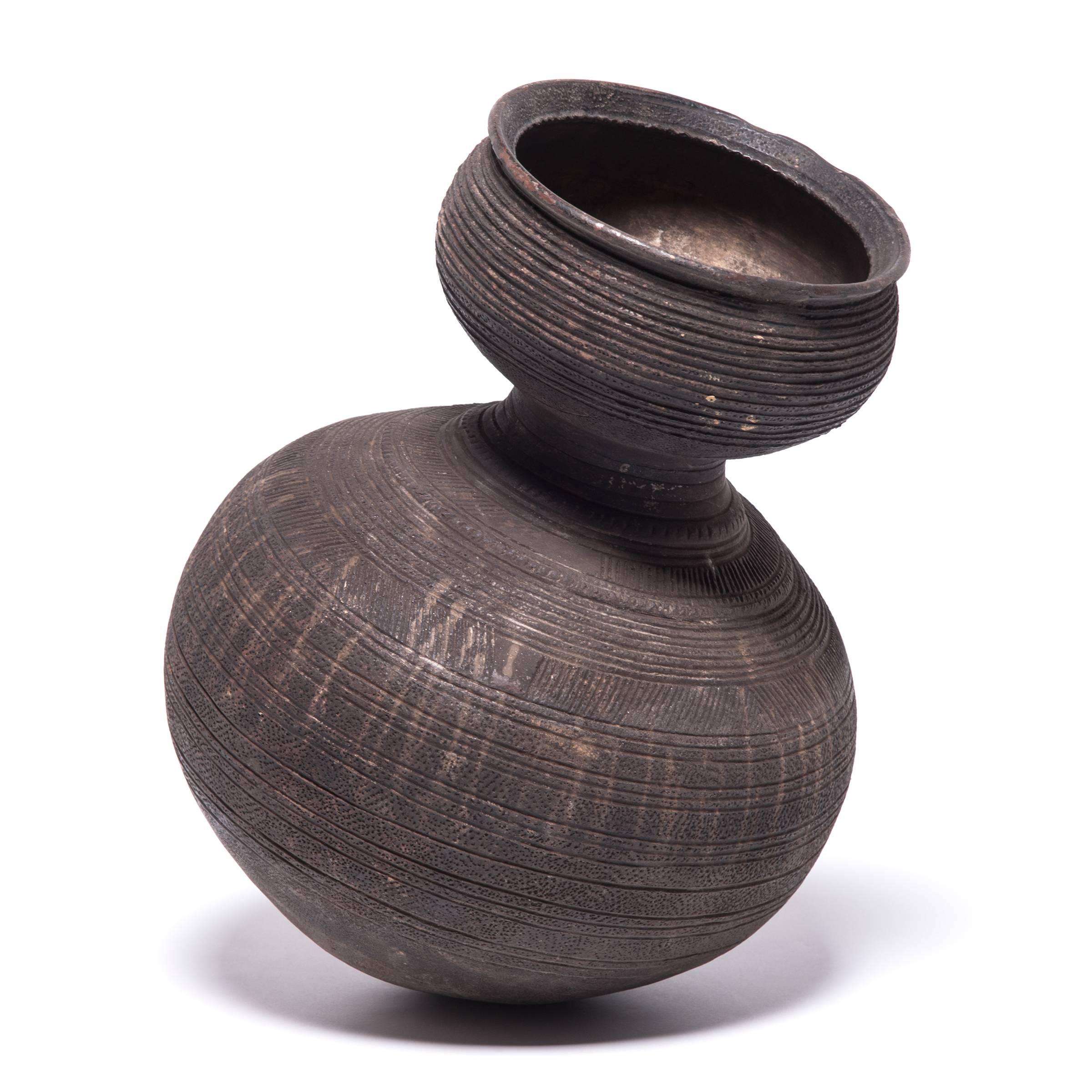 nigerian vase