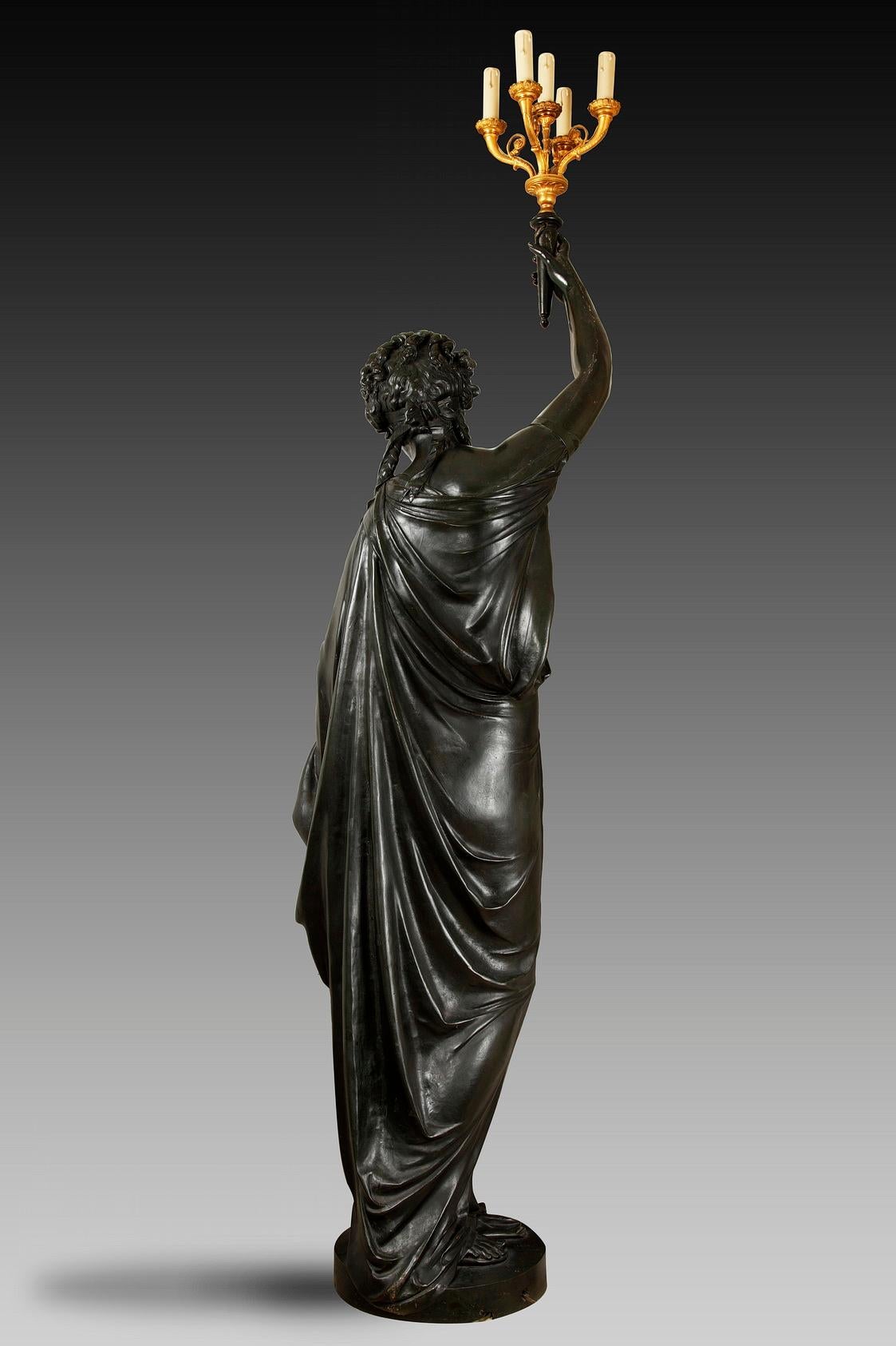 Paire de torchères en bronze par E.Colin d'après un modèle de A.Carrier, France, c. 1900 en vente 8