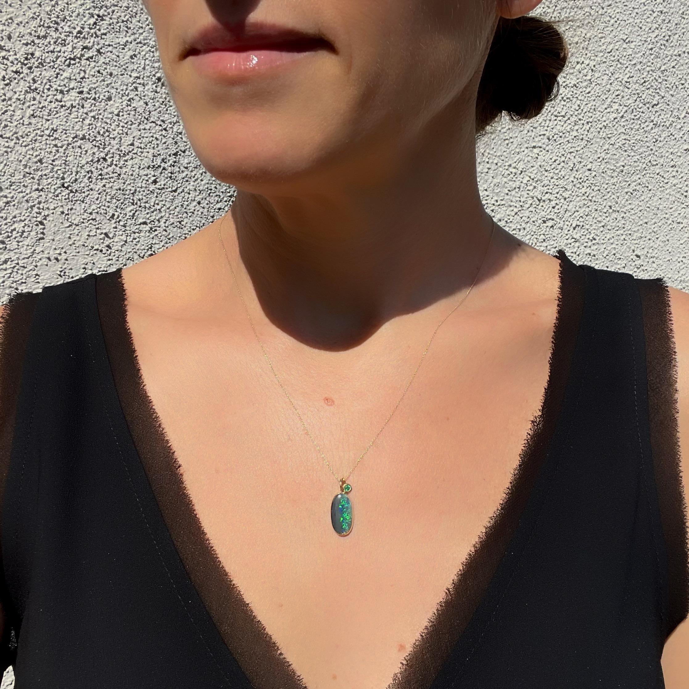 Night Becomes Her Emerald and Opal Necklace in 14k Gold by NIXIN Jewelry For Sale 5