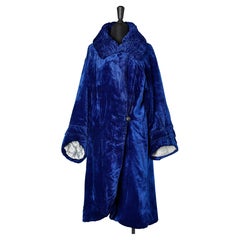 Night blue silk velvet Opera coat Circa 1920's 