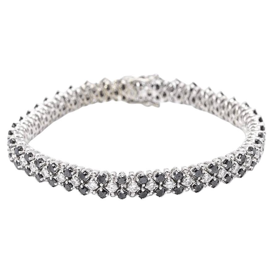 NIGHT Bracelet in Diamonds and White Gold. For Sale