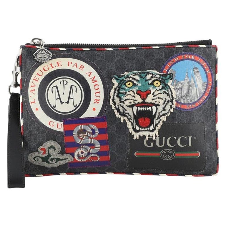 Night Courrier Pouch GG Coated Canvas with Applique For Sale at 1stdibs