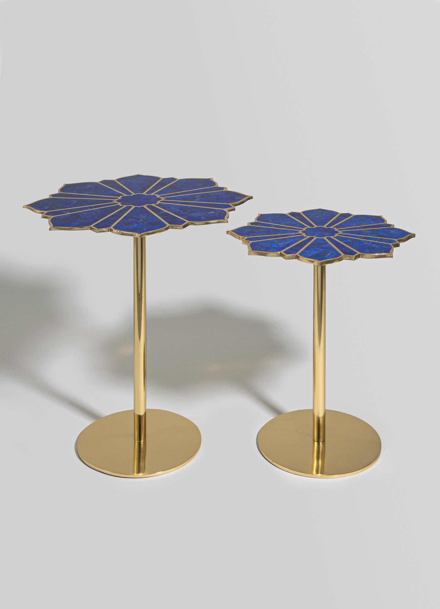 XXIe siècle et contemporain Table d'appoint Night Jasmine Large en laiton et pierres semi-précieuses en vente