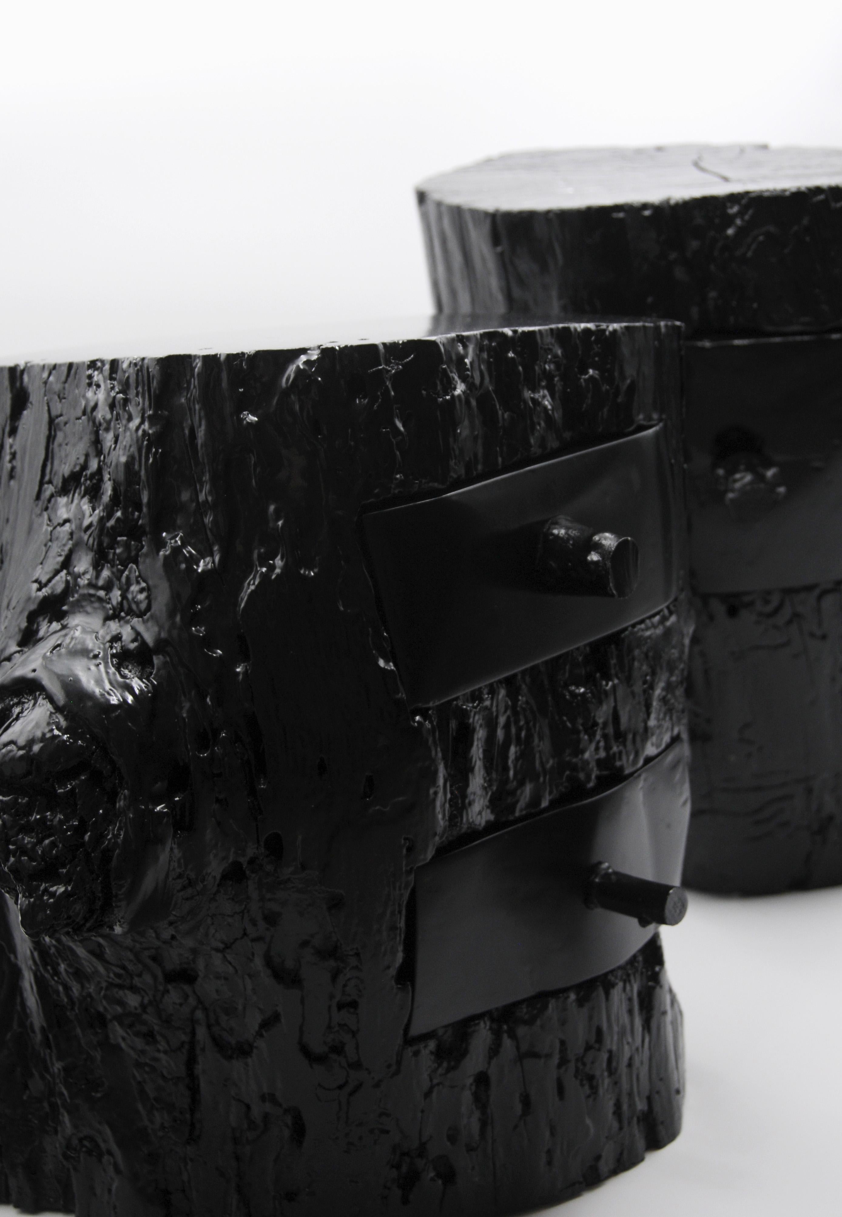 Night Log / Nightstand Sculptural Side Table In New Condition For Sale In Ciudad de México, CDMX