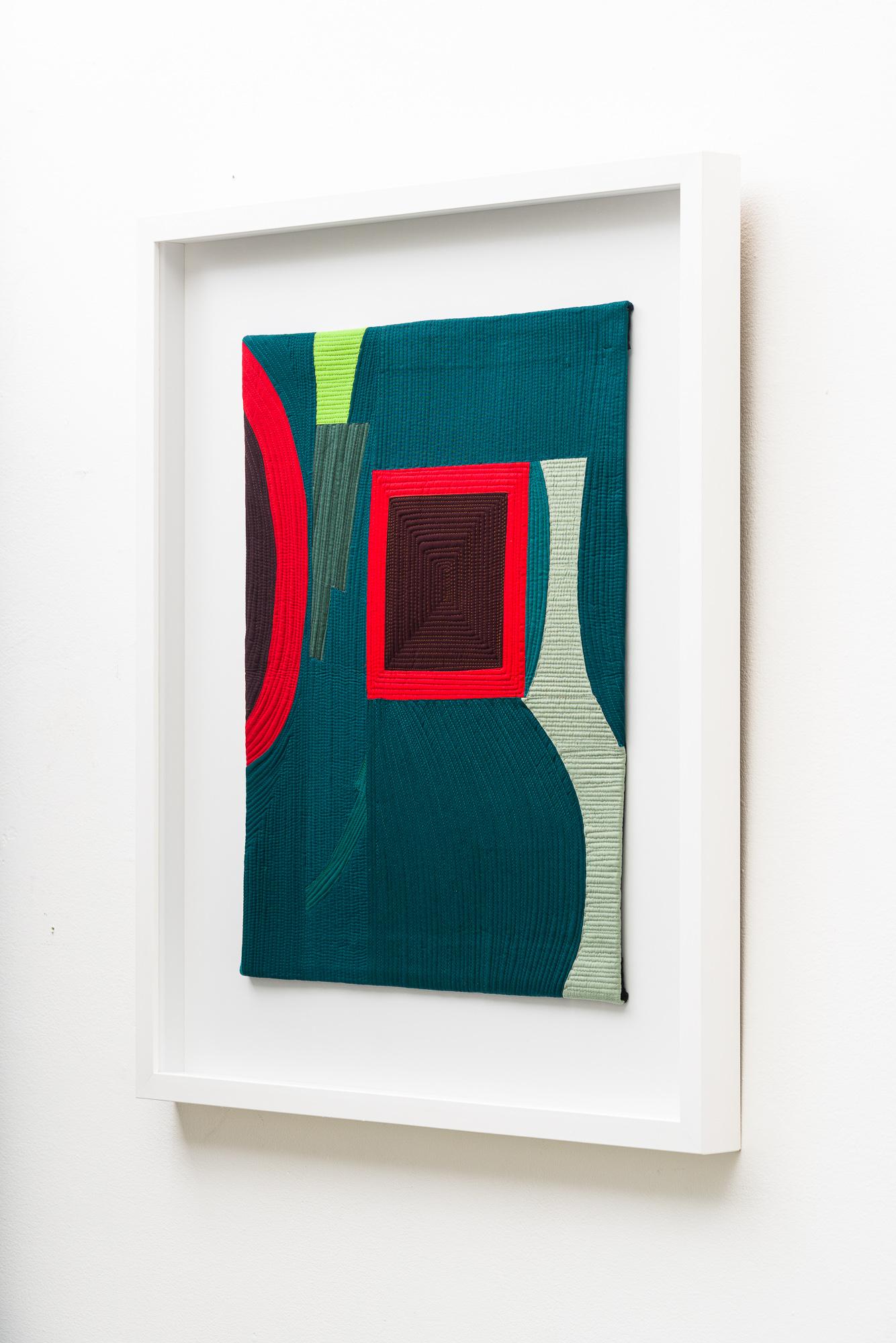 Tomando trozos ordinarios de algodón y transformándolos en contundentes collages de color luminoso, la artista textil contemporánea Gerri Spilka reúne elementos dispares del acolchado, la abstracción moderna y la interacción humana para reimaginar