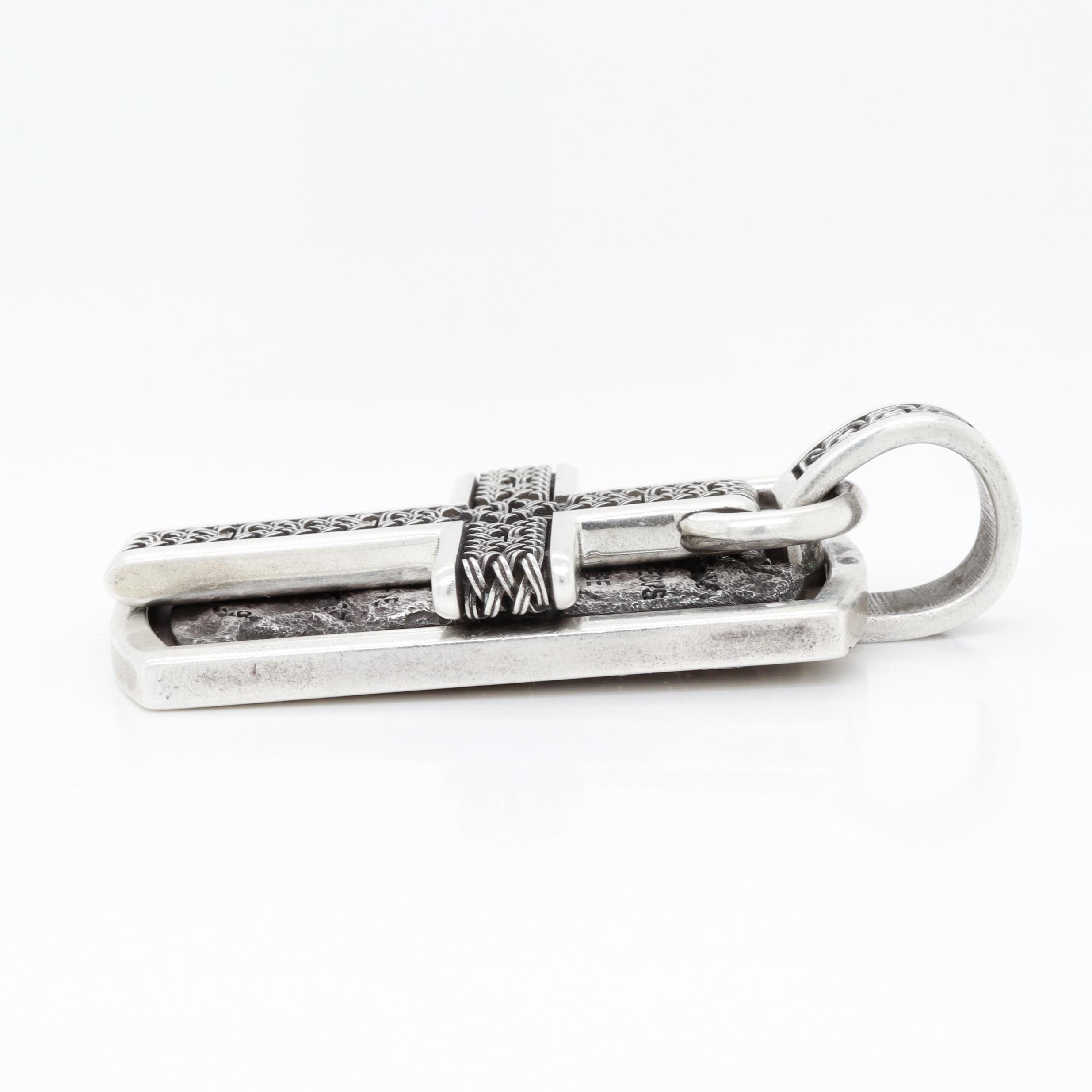 Ciondolo per collana e croce Joshua in argento Sterling Night Rider in vendita 4