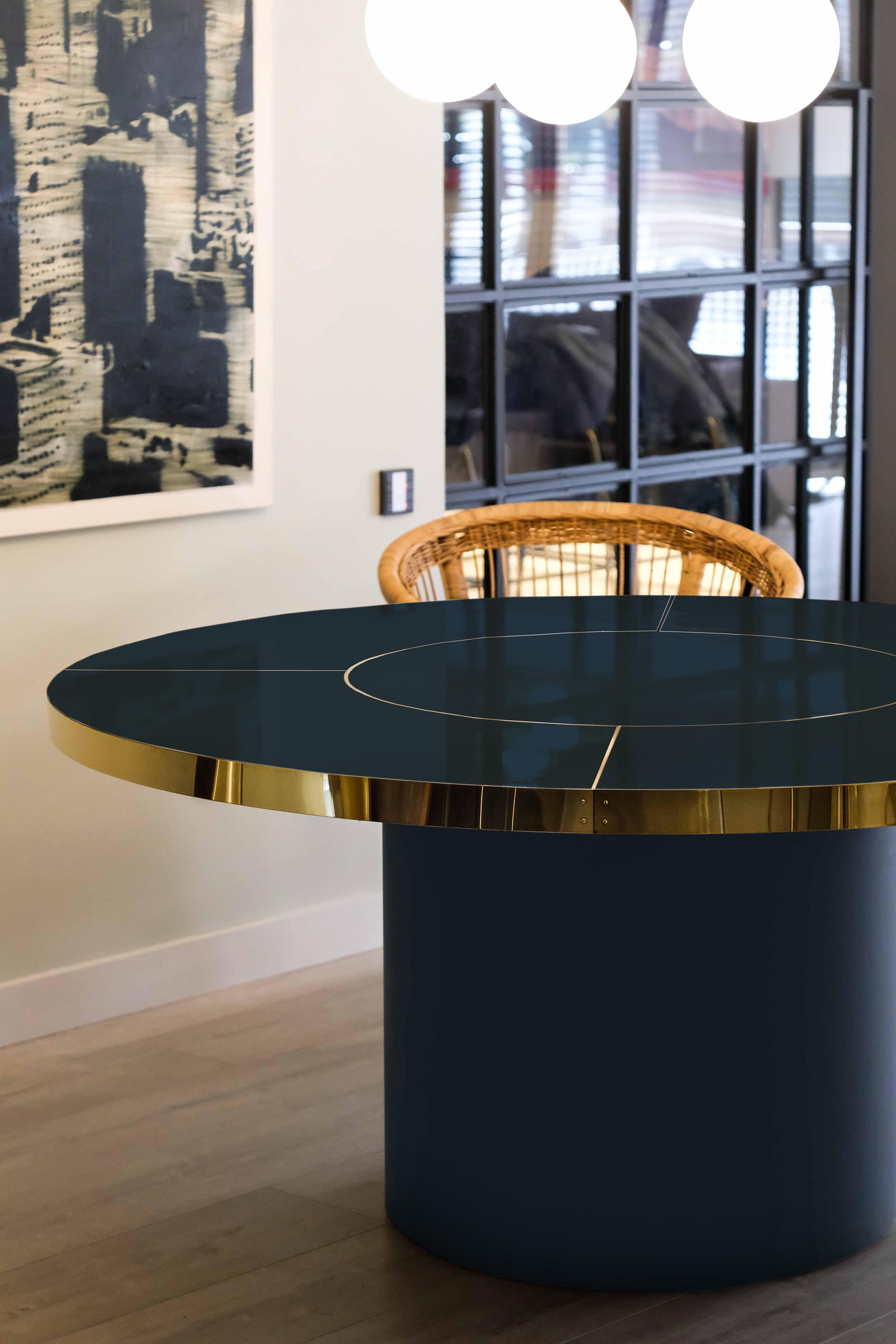 Night Sea, Navy Blue Round Table in High Gloss Laminate & Brass Marquetry L For Sale 4