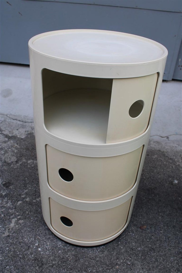 Night Stand Anna Castelli Ferreri For Kartell Beige round Made in Italy