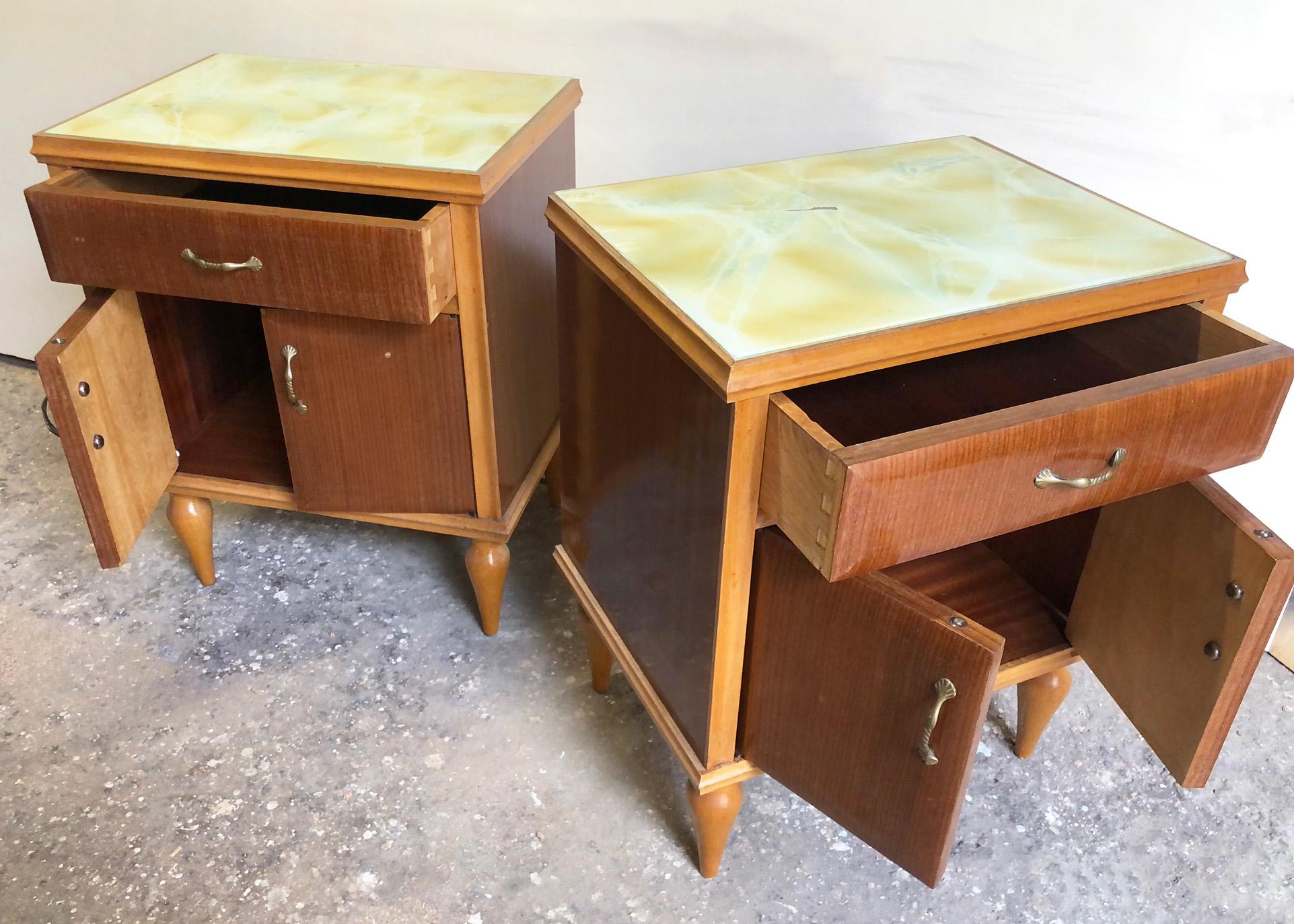 Mid-Century Modern Uncommon pair of Italian Night Stands   For Sale