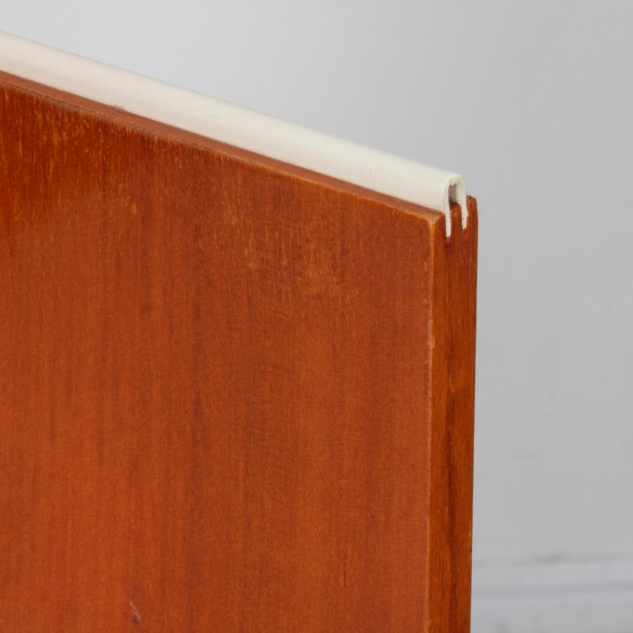 Nachttisch von Mojmir Pozar für UP Zavody, 1960er Jahre im Zustand „Gut“ im Angebot in MONTESSON, FR