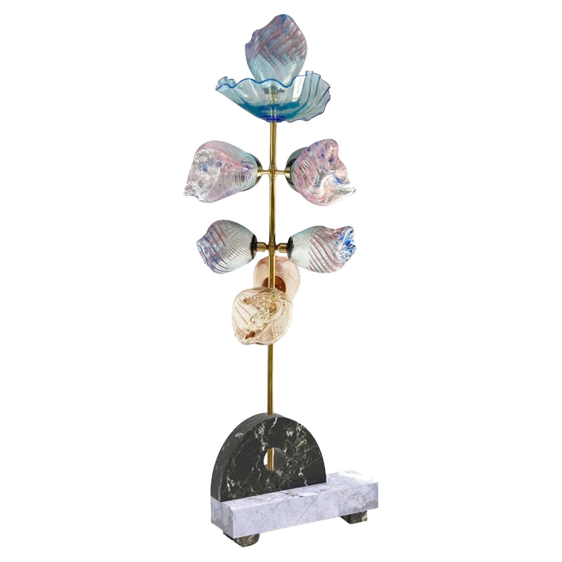 Collection Nightingale, lampadaire de Sema Topaloglu