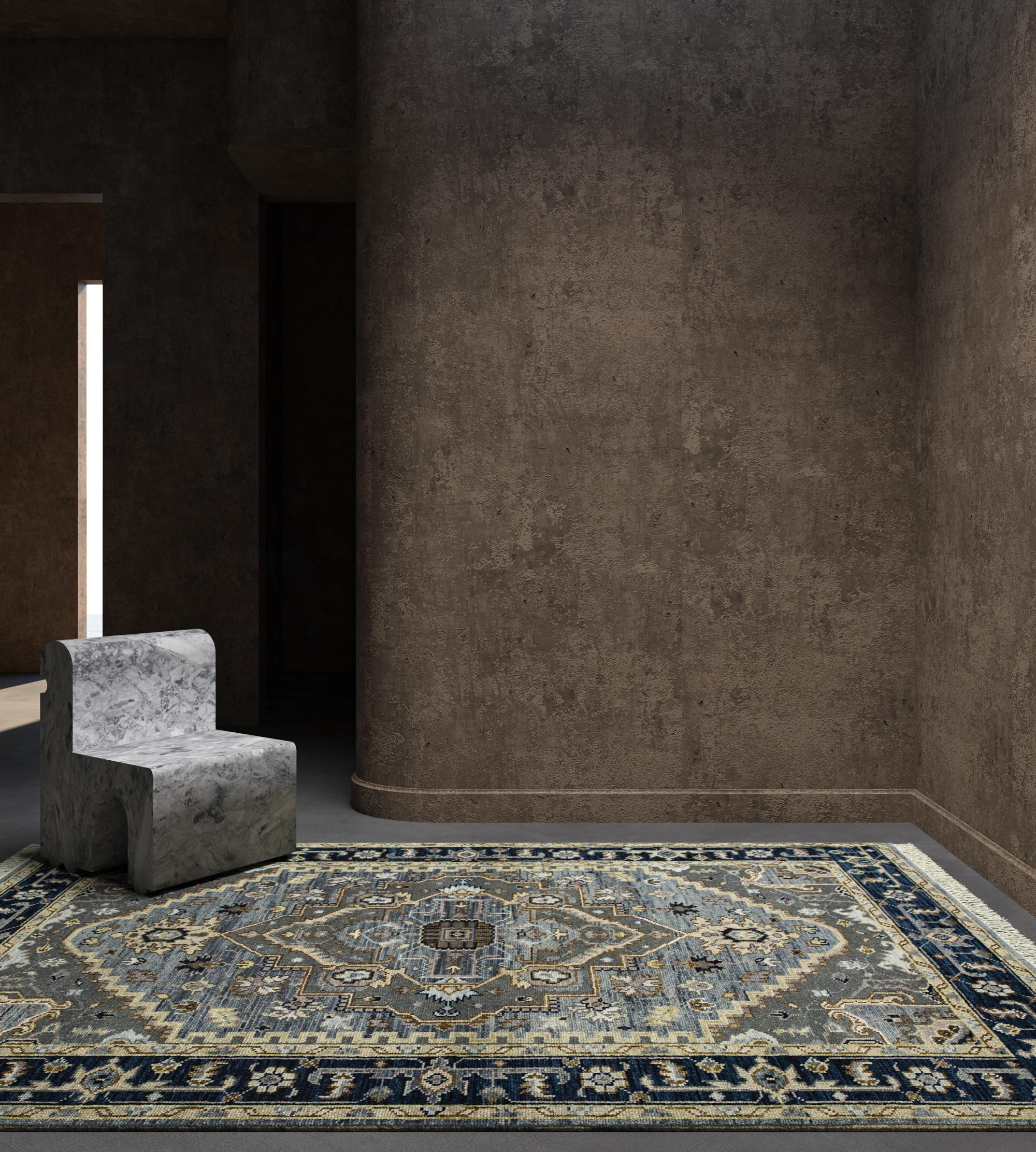 La nostra collezione Savana presenta questa bellezza annodata a mano, un'accattivante incarnazione del tradizionale design persiano, che mostra il fascino senza tempo di intricati disegni e ricche tonalità. Radicati in un artigianato secolare, i