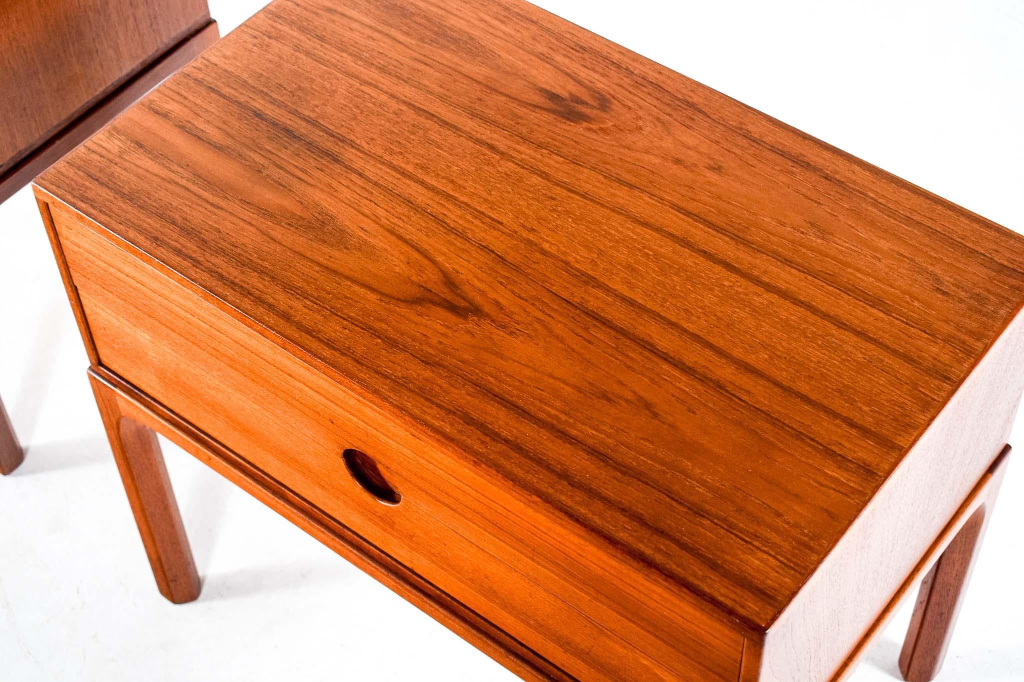 Nightstand Tables by Kai Kristiansen for Aksel Kjersgaard, 1960s In Good Condition In Lisboa, Lisboa
