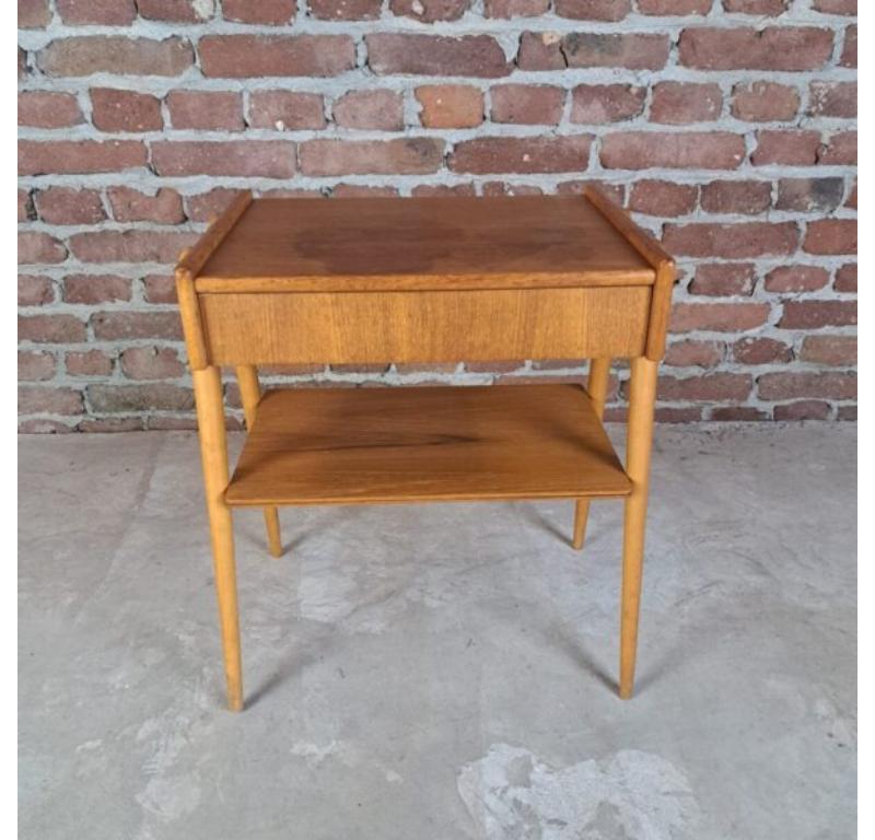 Nightstand with Drawer, Denmark, 1960

Additional information:
Country of Manufacture – Denmark
Design Period – 1960
Production Period – 1960
Style – Midcentury / Danish design
Material – Teak wood
Color – Brown
Dimensions – 52 x 47 x 32.5 cm
Weight