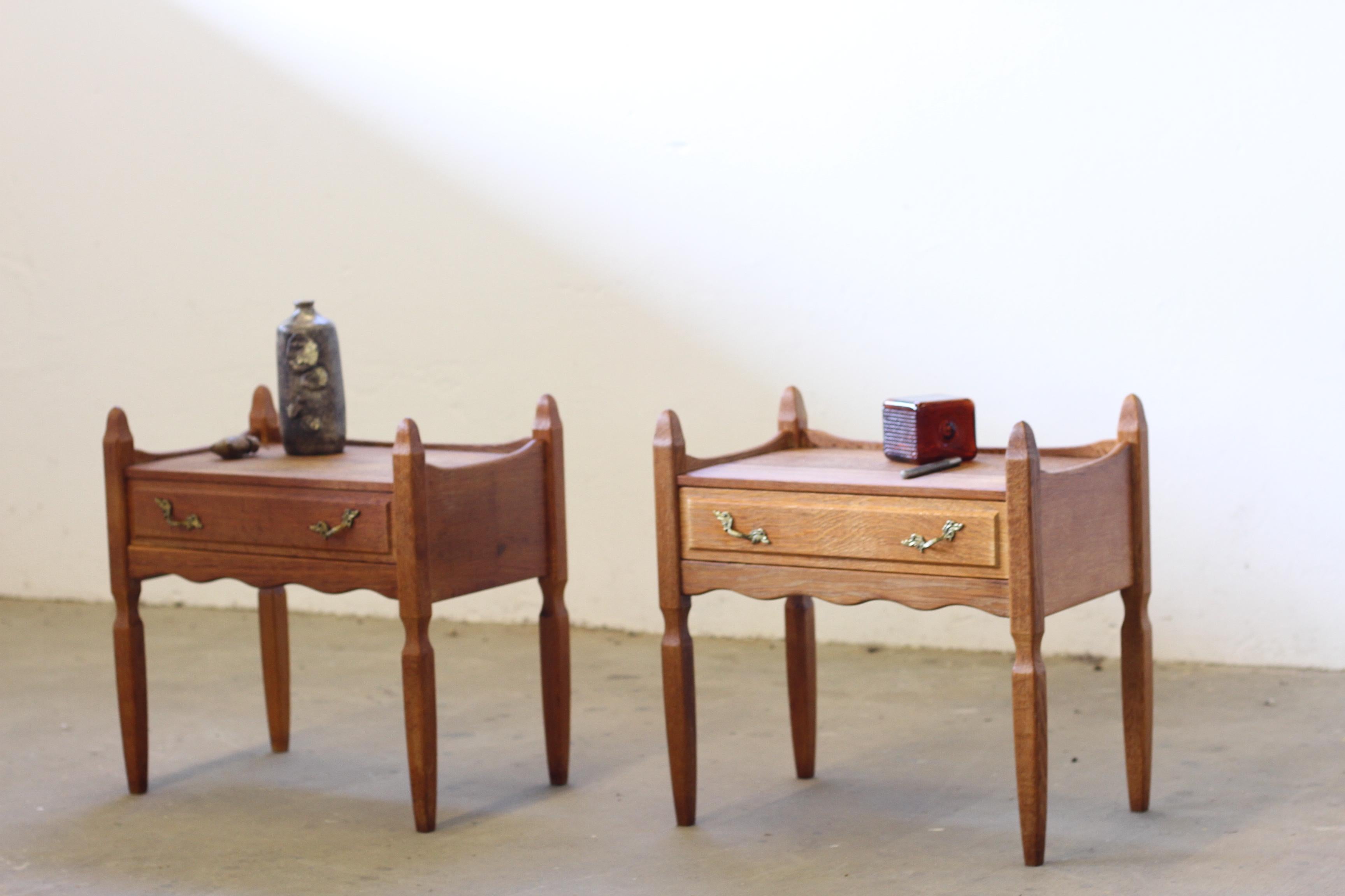 Nachttische, Nachttischchen in Oak Stil von Henning Kjærnulf, Dänemark, 1960er Jahre im Angebot 3
