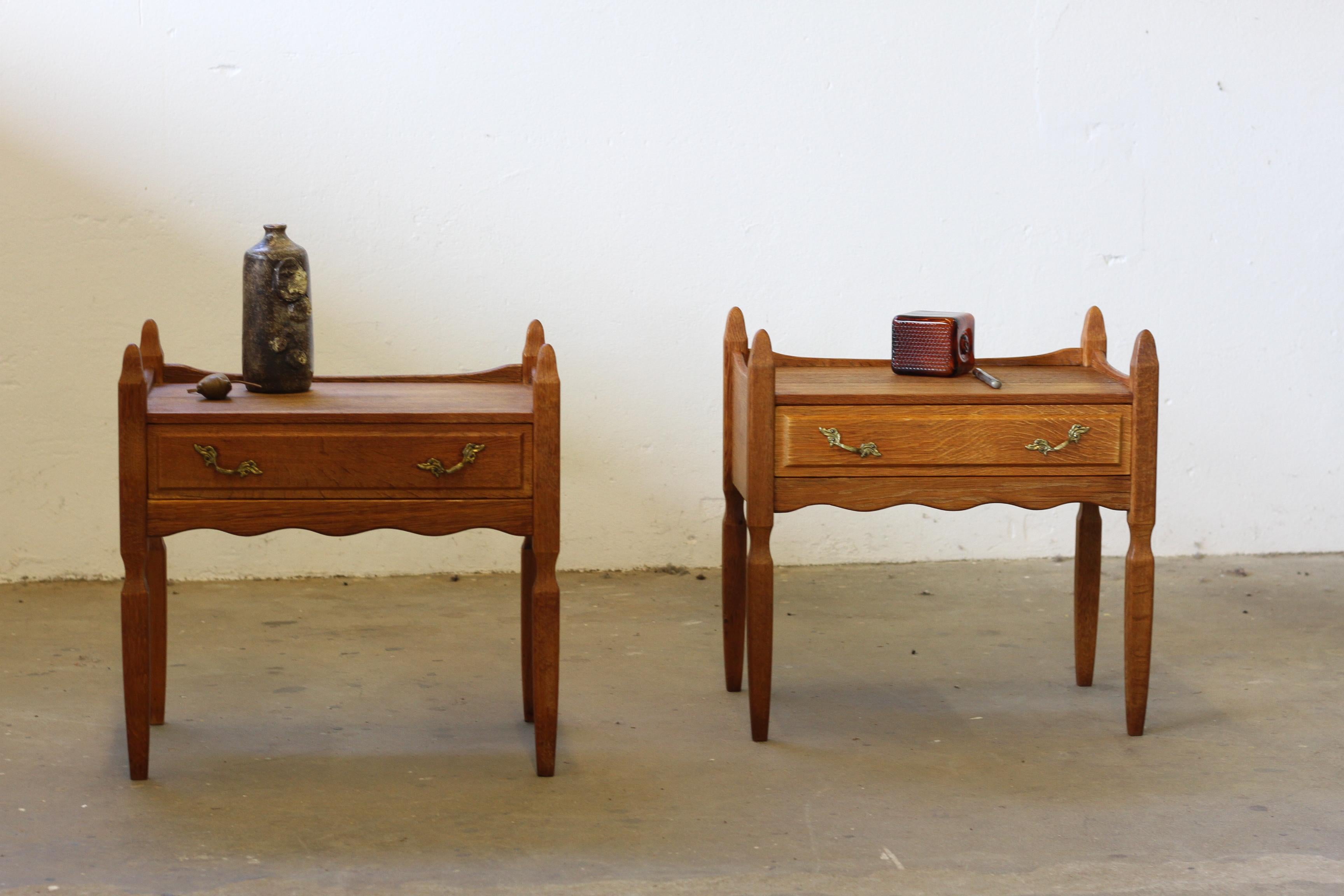 Nachttische, Nachttischchen in Oak Stil von Henning Kjærnulf, Dänemark, 1960er Jahre im Angebot 4
