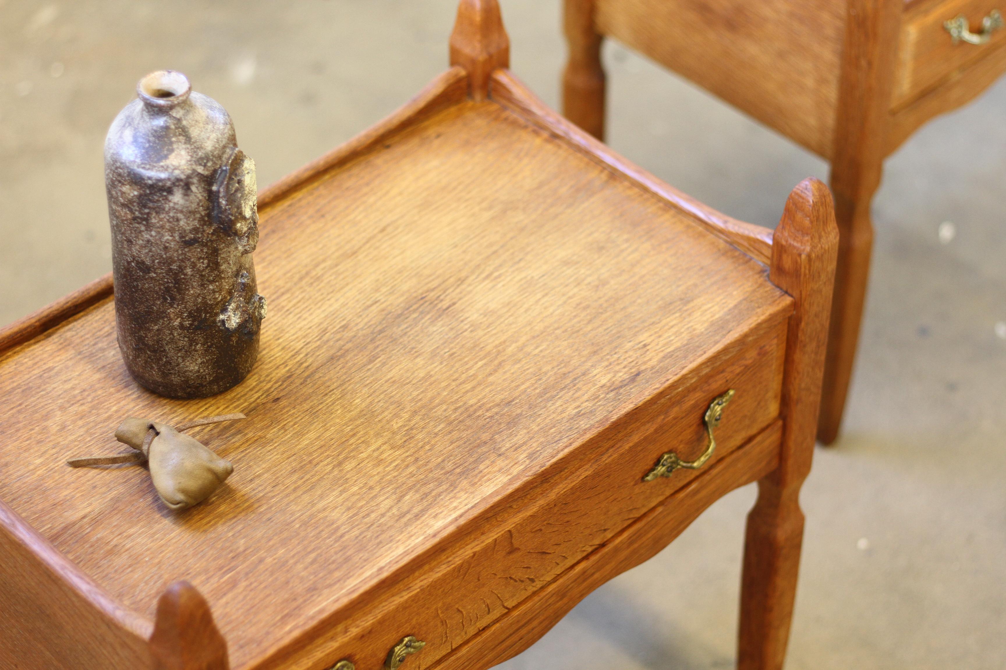 Nachttische, Nachttischchen in Oak Stil von Henning Kjærnulf, Dänemark, 1960er Jahre im Angebot 5