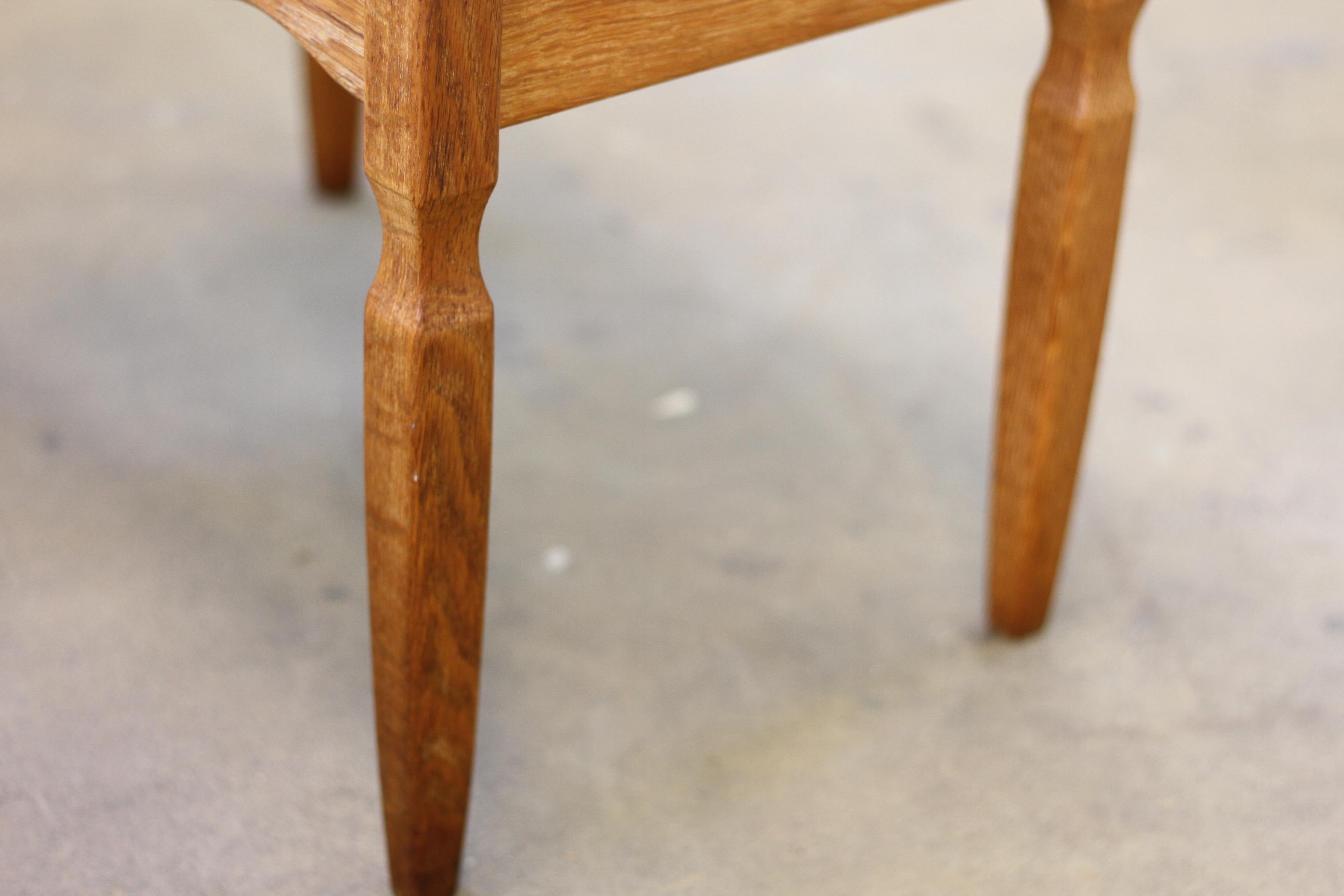 Nachttische, Nachttischchen in Oak Stil von Henning Kjærnulf, Dänemark, 1960er Jahre im Angebot 9