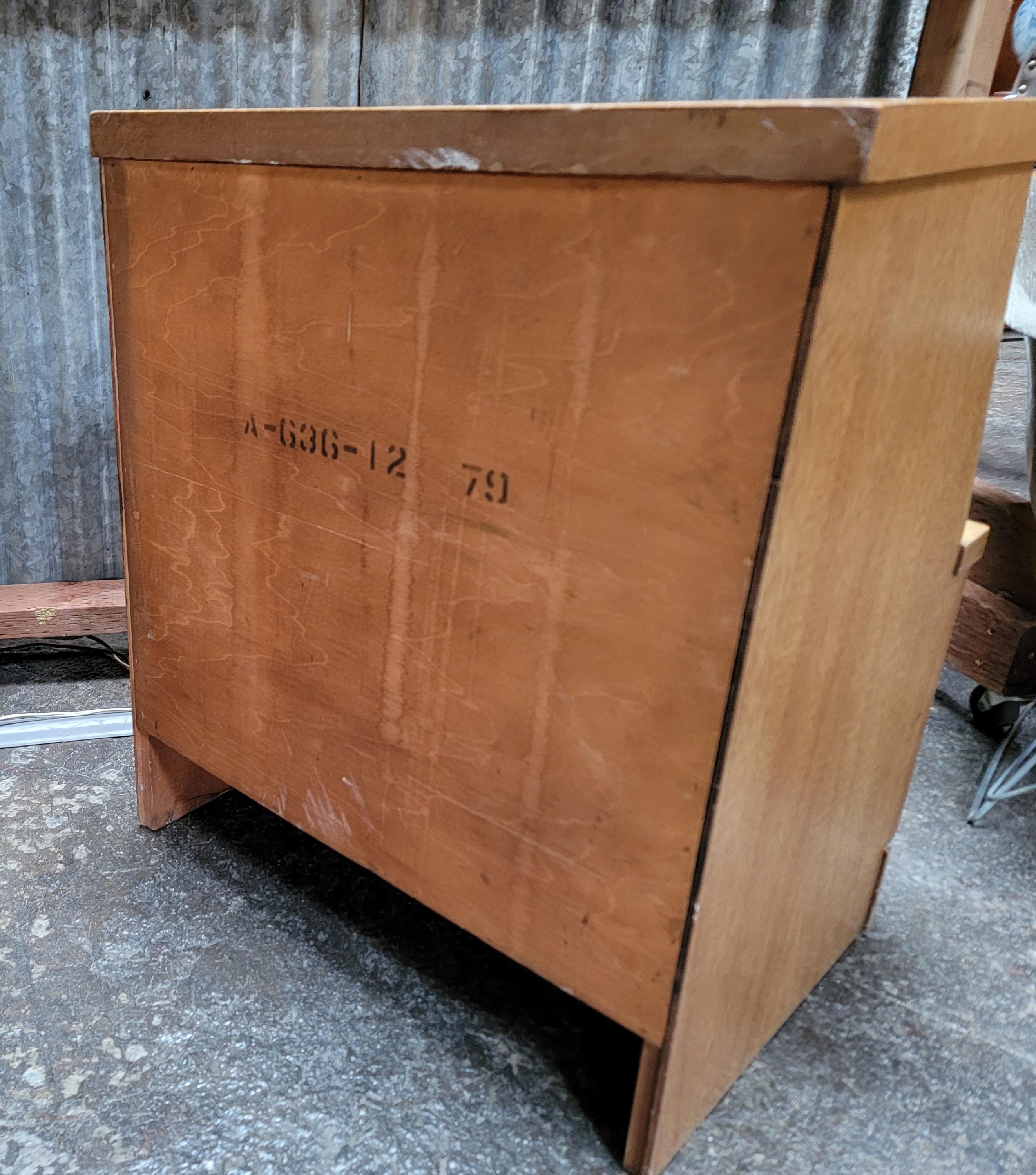 Nightstands / End Tables Mid-Century Modern 1950's For Sale 5