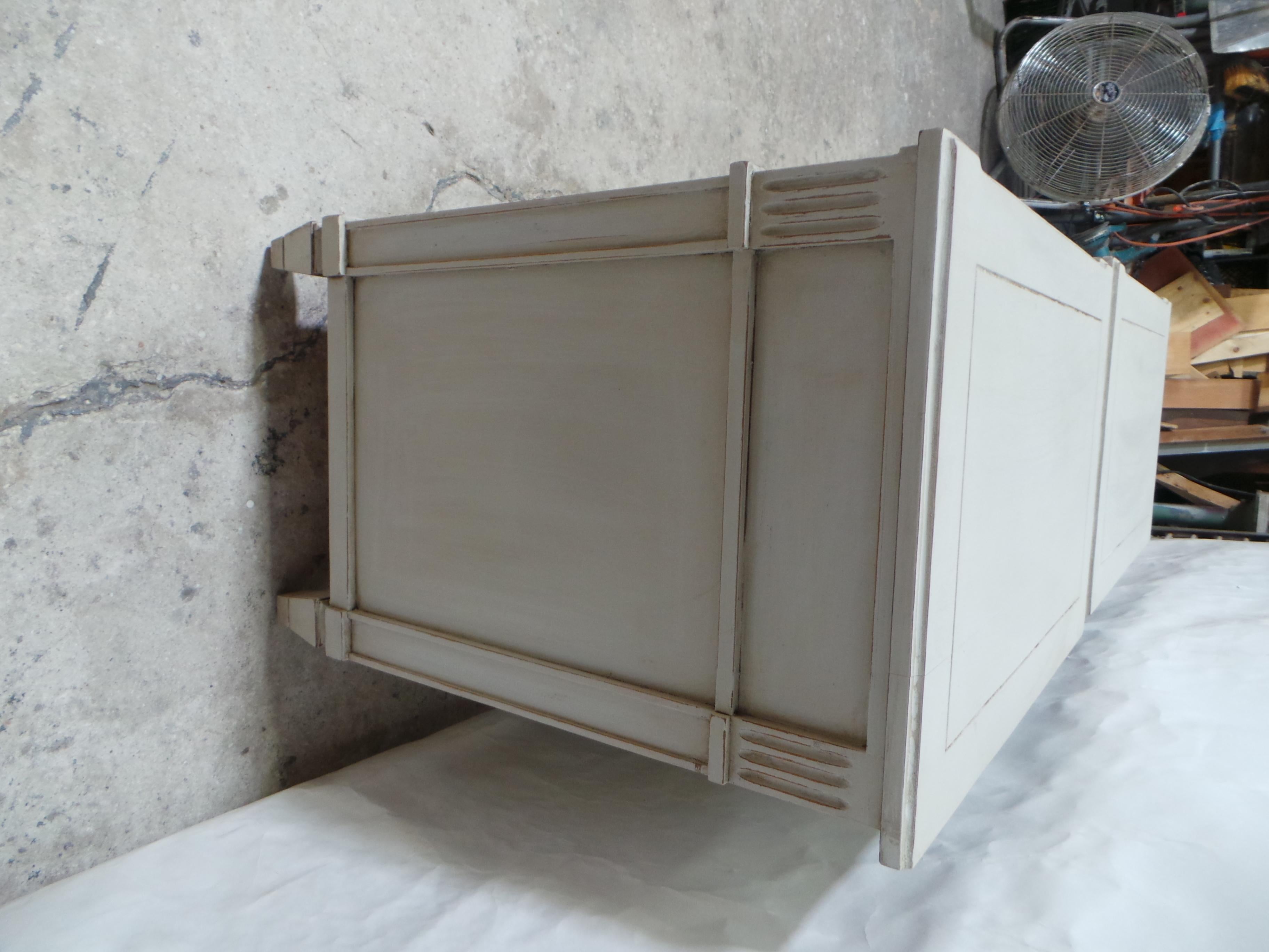 Legno Comodini in stile gustaviano in vendita