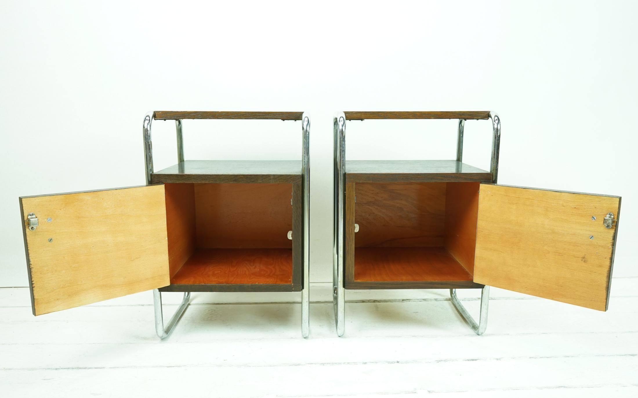 Czech Nightstands or Bedside Tables 'Set of 2' by Thonet For Sale