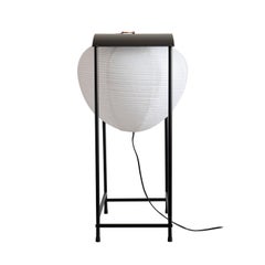 Nigiri Triangular Floor Lamp in Matte Black Iron & Industrial Rice Paper by KIMU